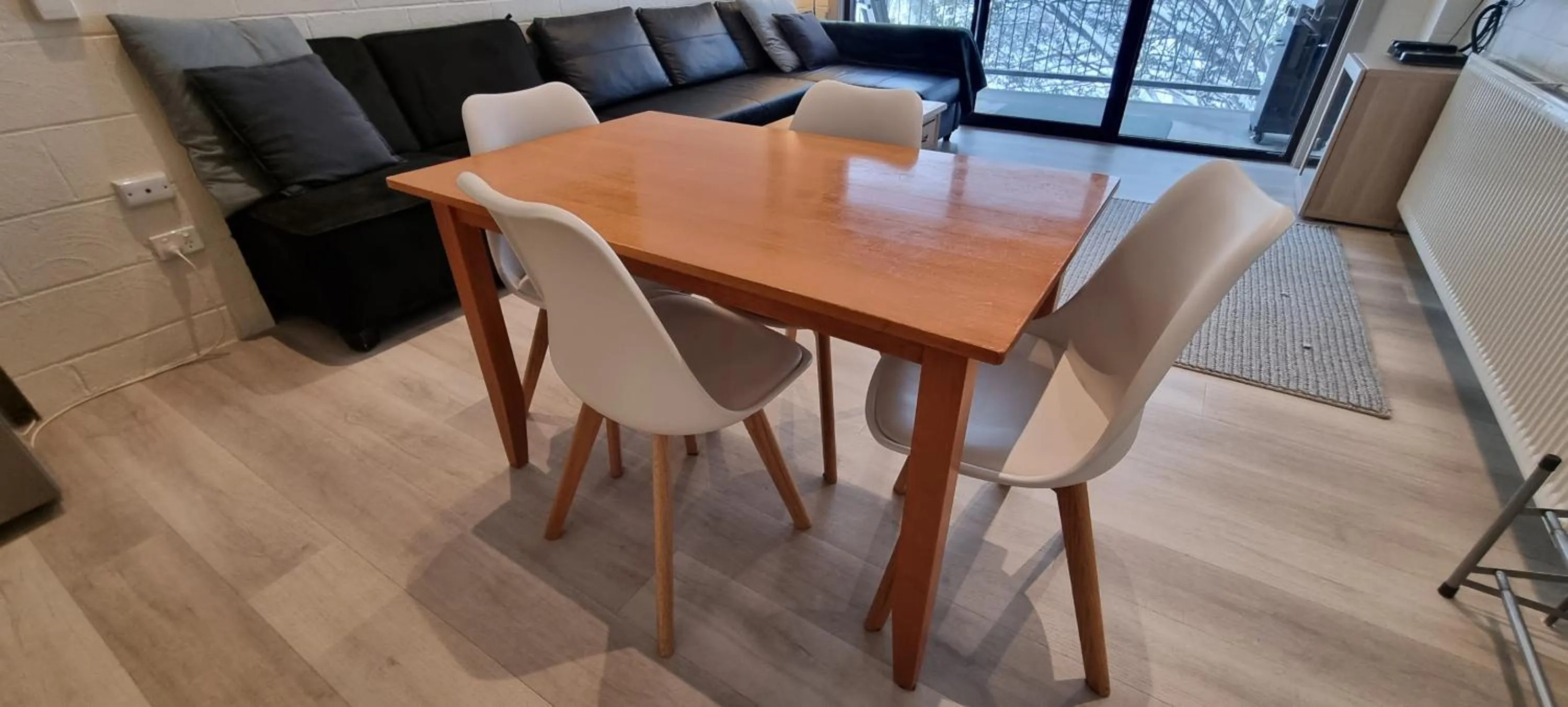 Cedarwood Apartments