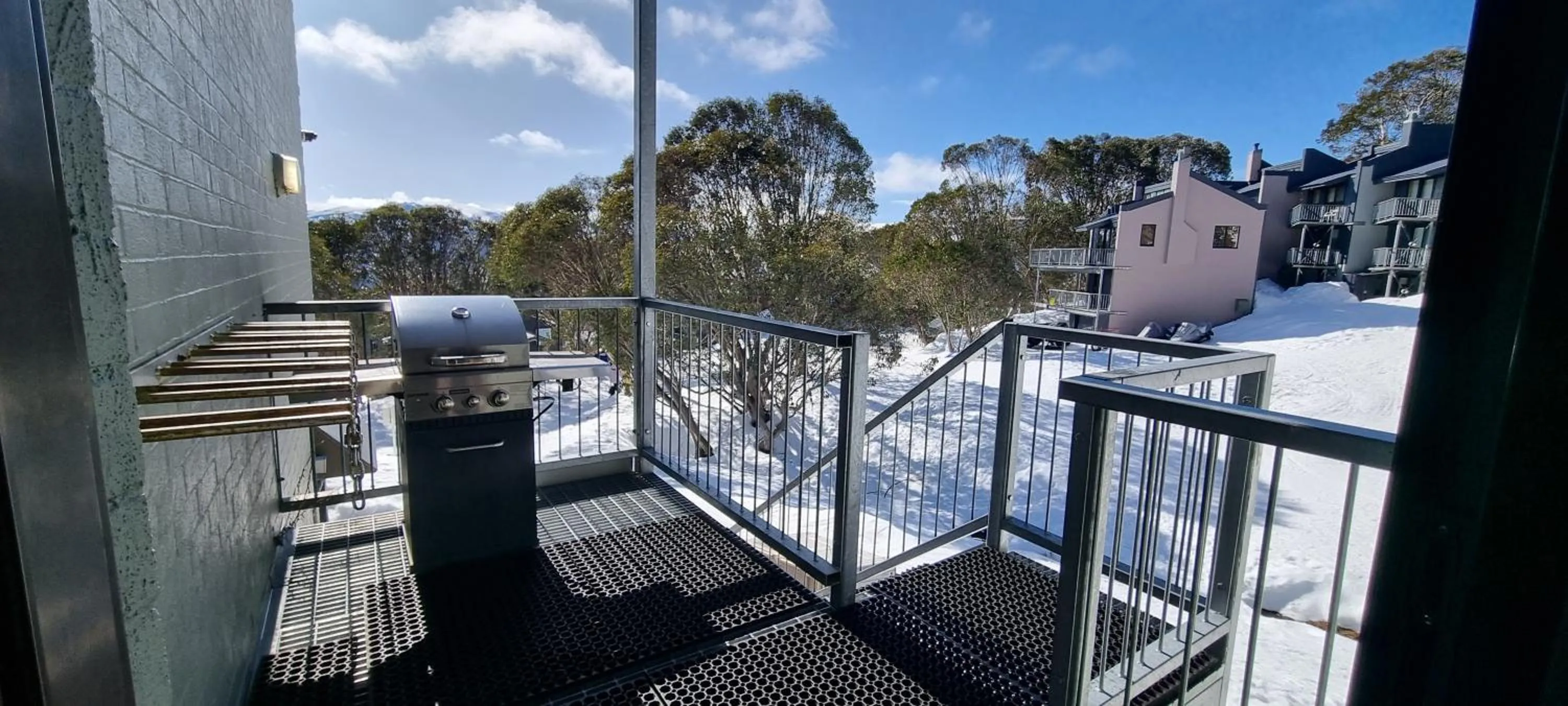 Property building in Cedarwood Apartments