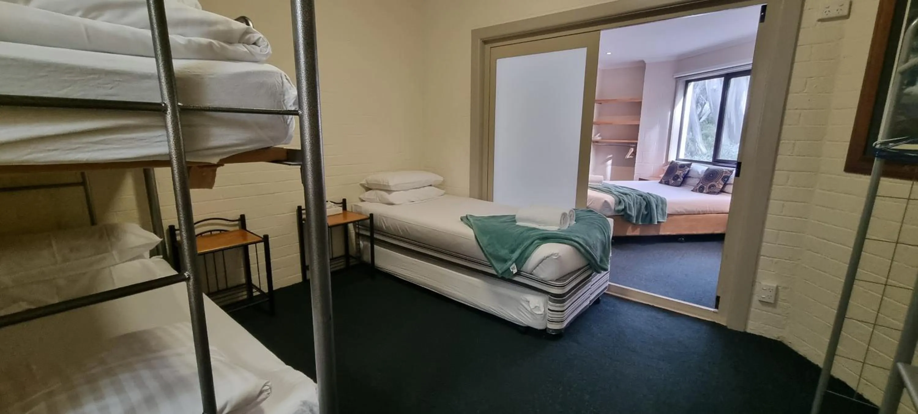 Bed in Cedarwood Apartments