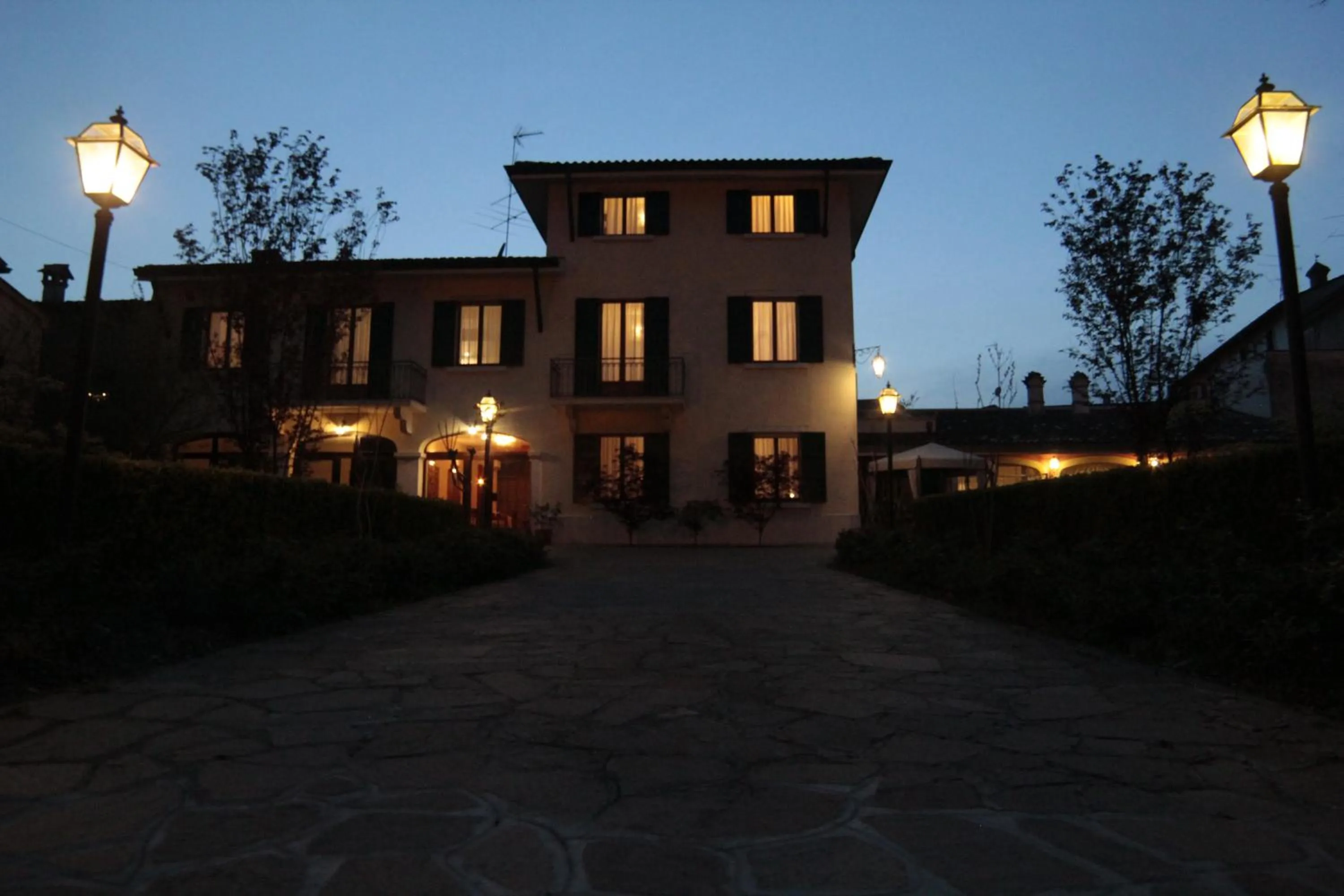 Facade/entrance in Relais Villa Borghetto