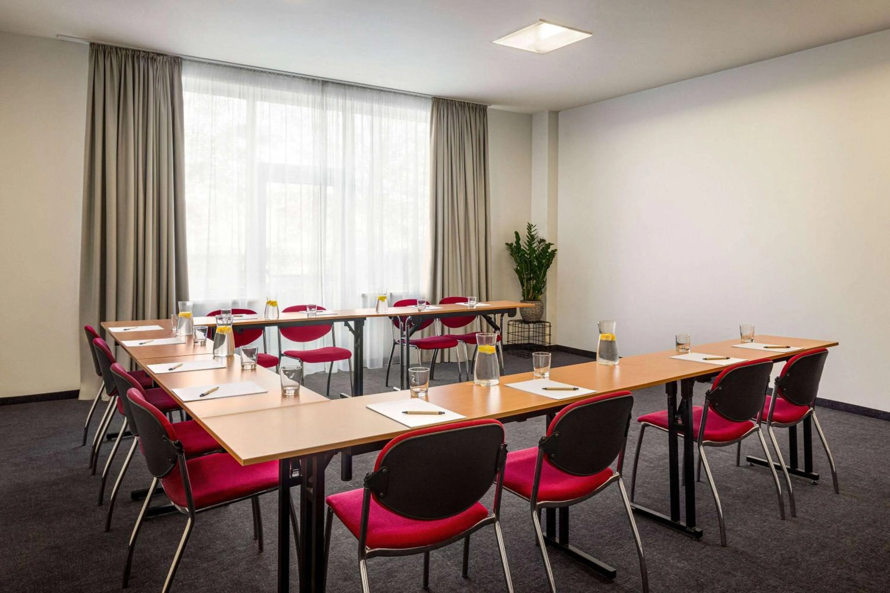 Meeting/conference room in Vienna House Easy by Wyndham Bratislava