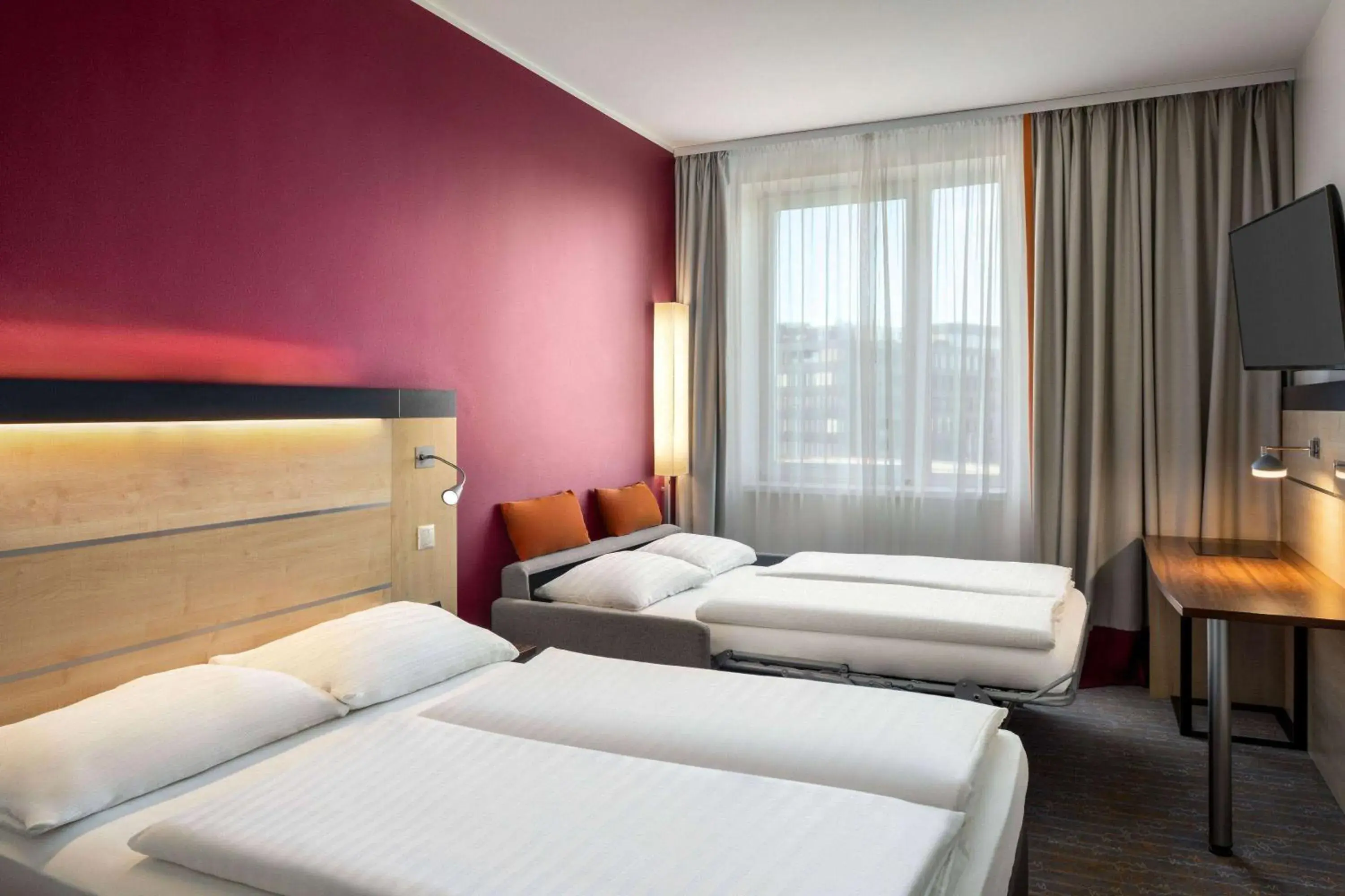 Family Room in Vienna House Easy by Wyndham Bratislava Family Room in Vienna House Easy by Wyndham Bratislava