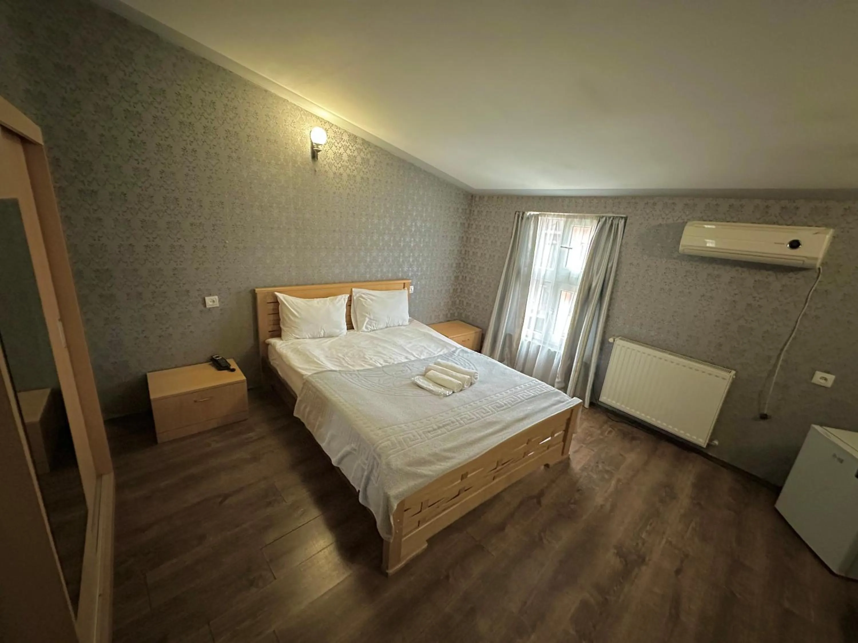 Bed in Qeroli old town