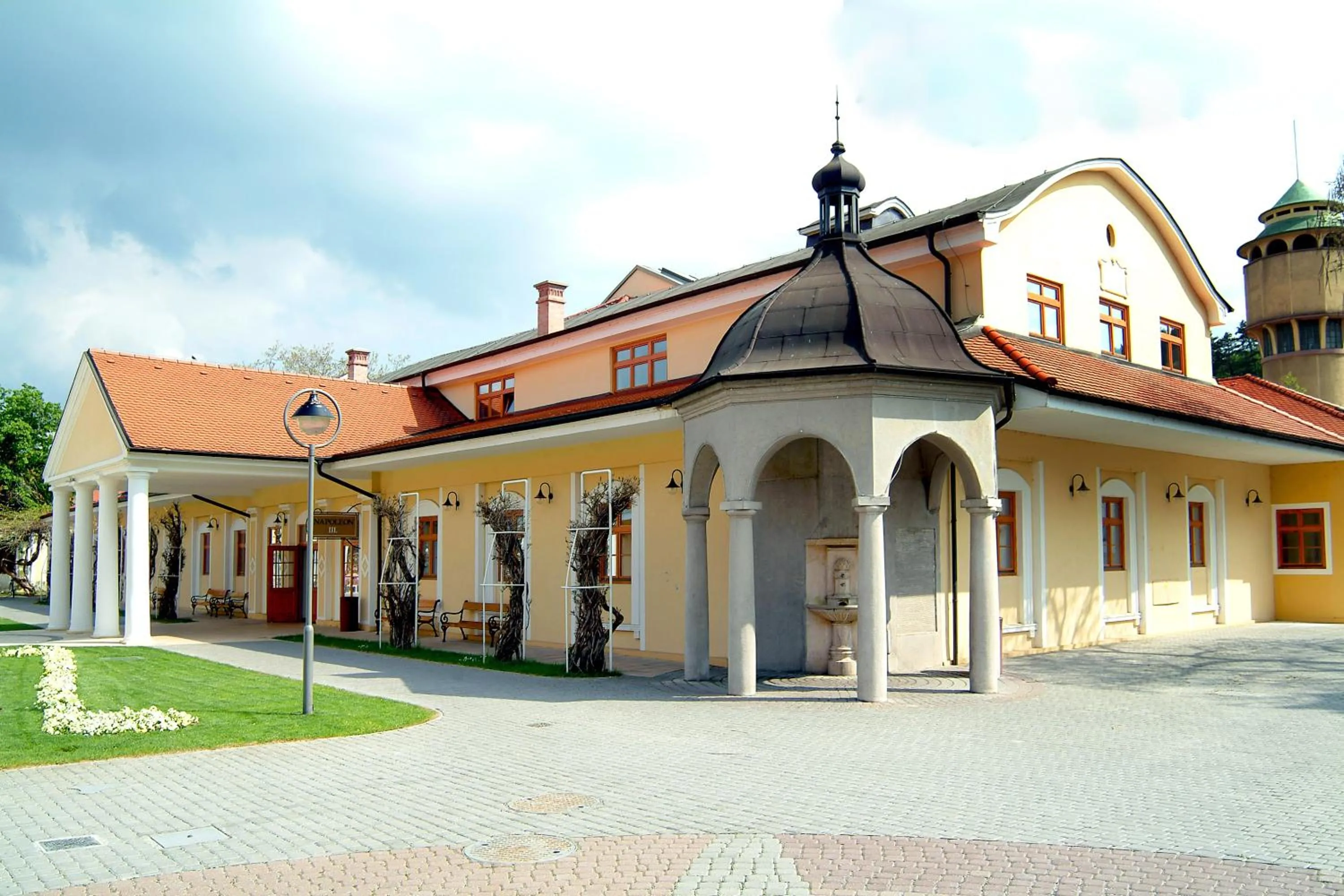 Public Bath in Ensana Vila Trajan