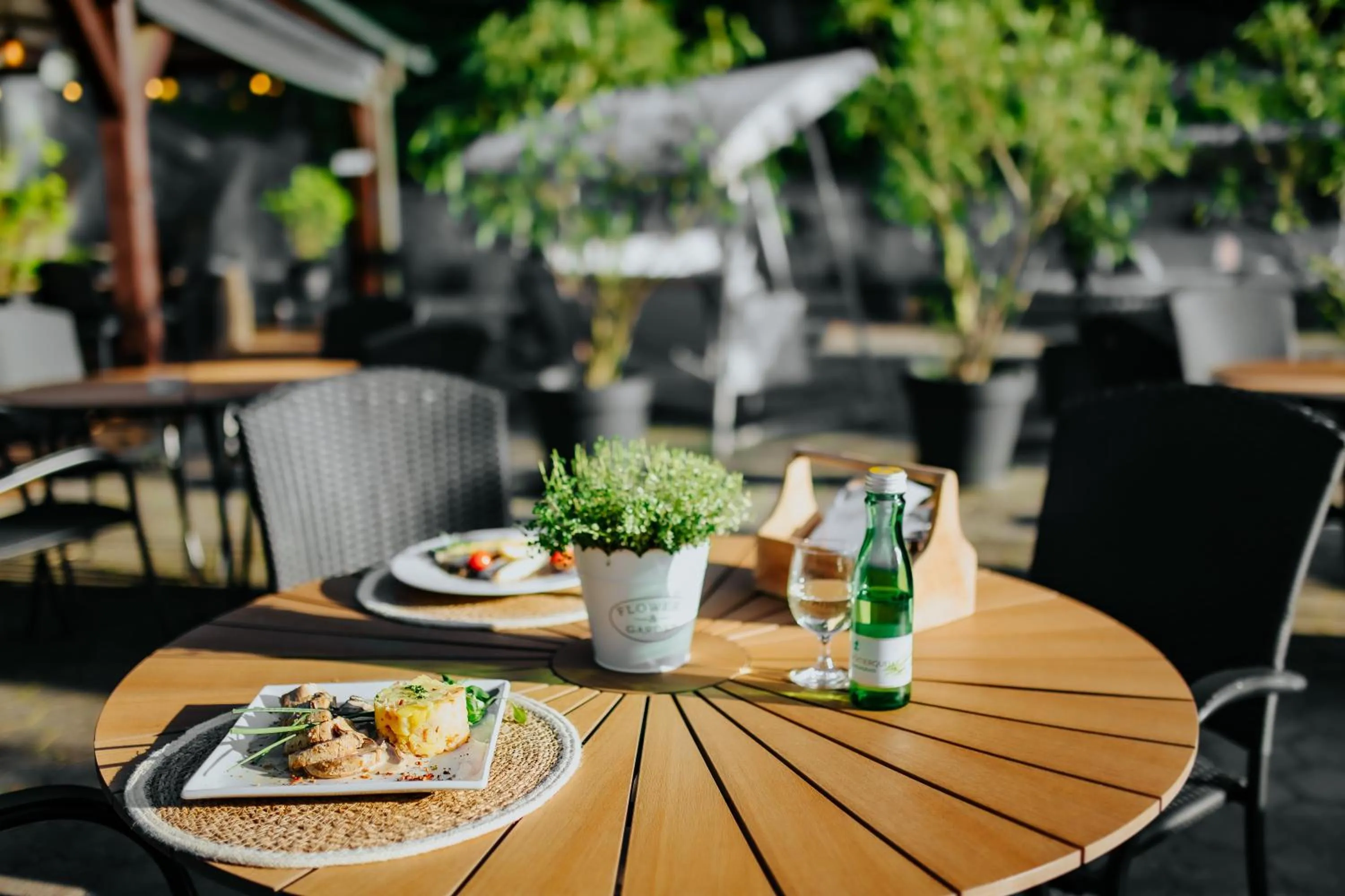 Restaurant/places to eat in Hotel Bankov Košice