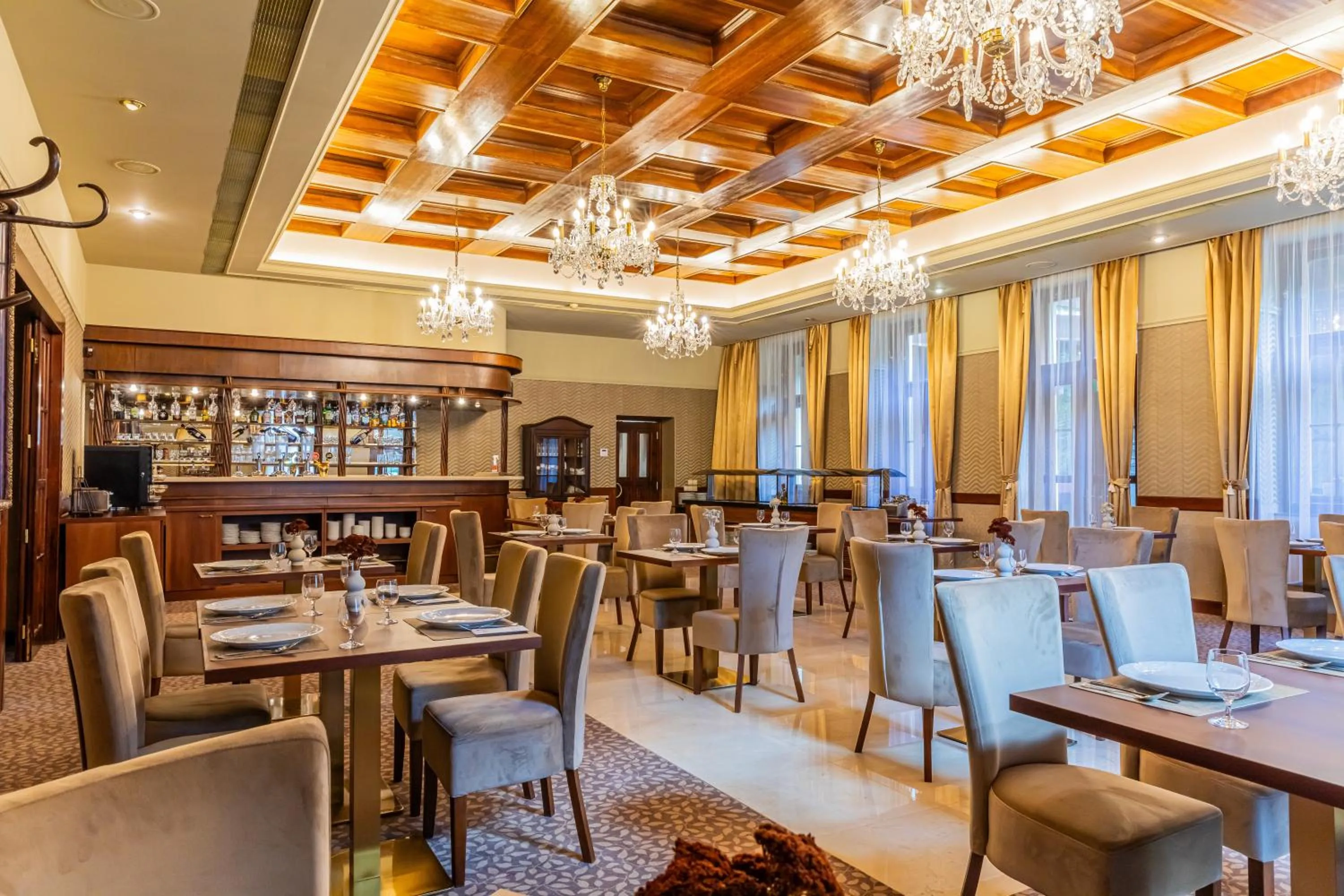 Restaurant/places to eat in Hotel Bankov Košice