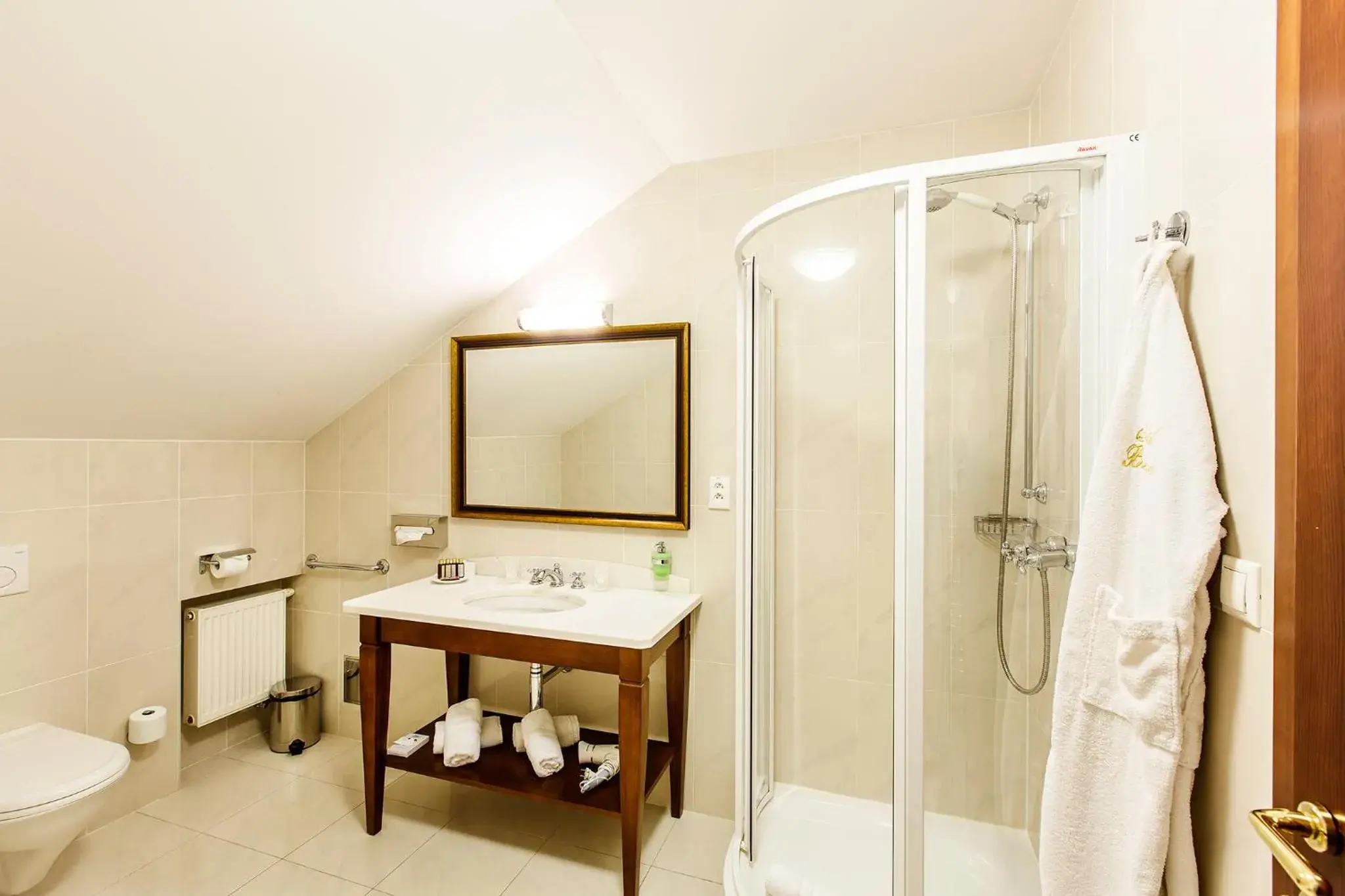 Superior King Room in Hotel Bankov Košice Superior King Room in Hotel Bankov Košice