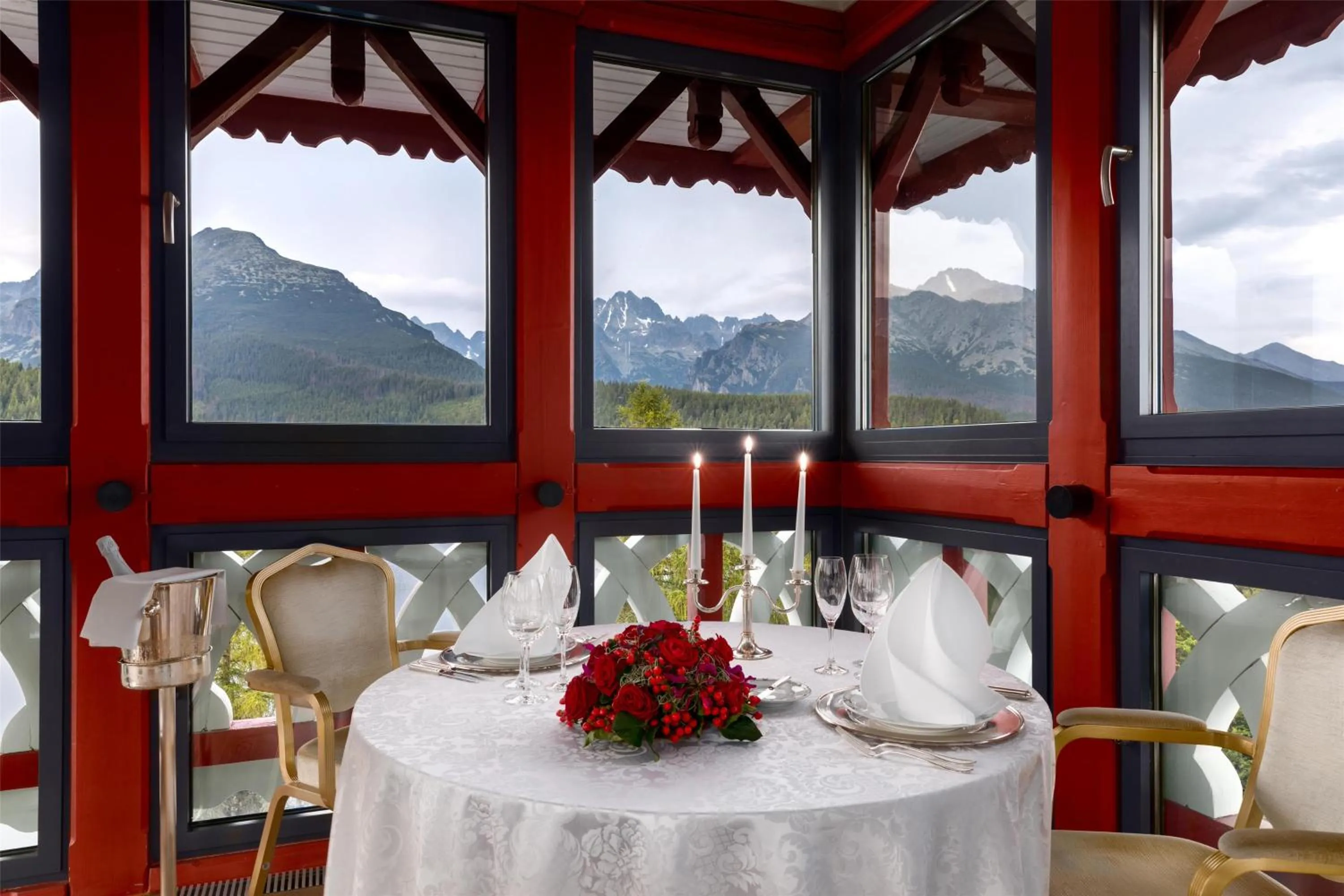 Restaurant/places to eat in Grand Hotel Kempinski High Tatras
