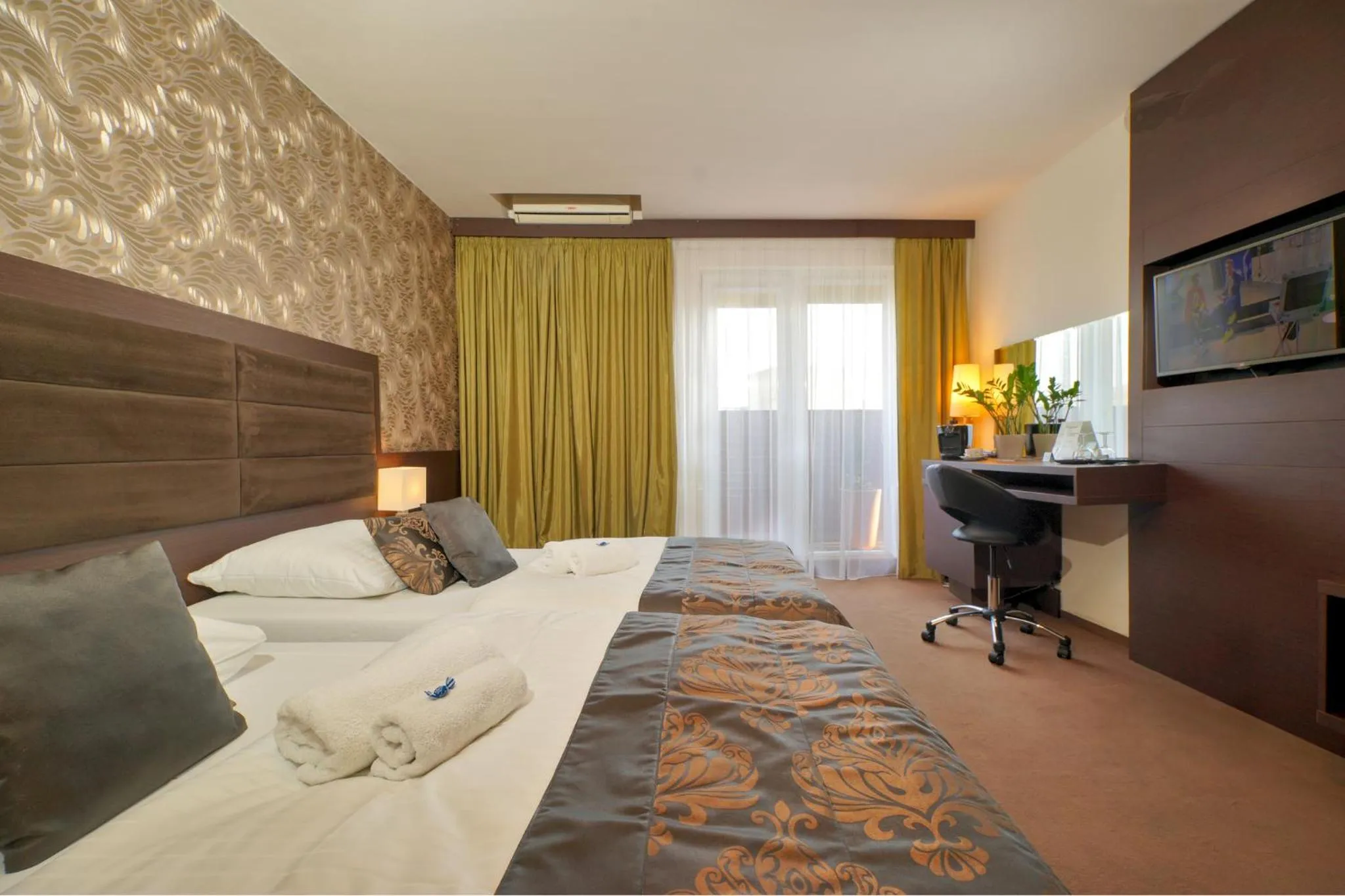 Photo of the whole room, Bed in HOTEL CENTRUM with free parking