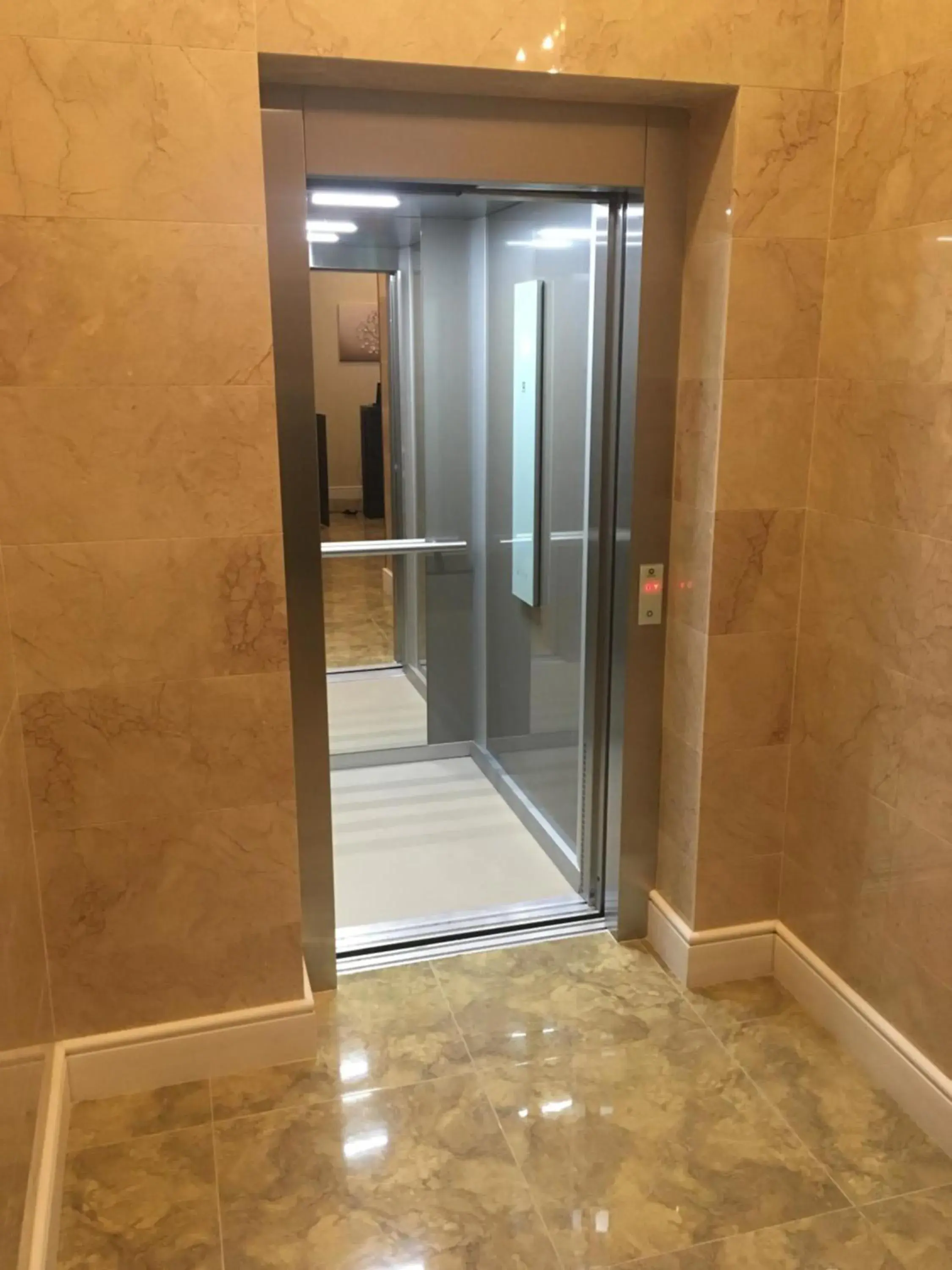 Lobby or reception in Hotel Arnia Lobby or reception in Hotel Arnia