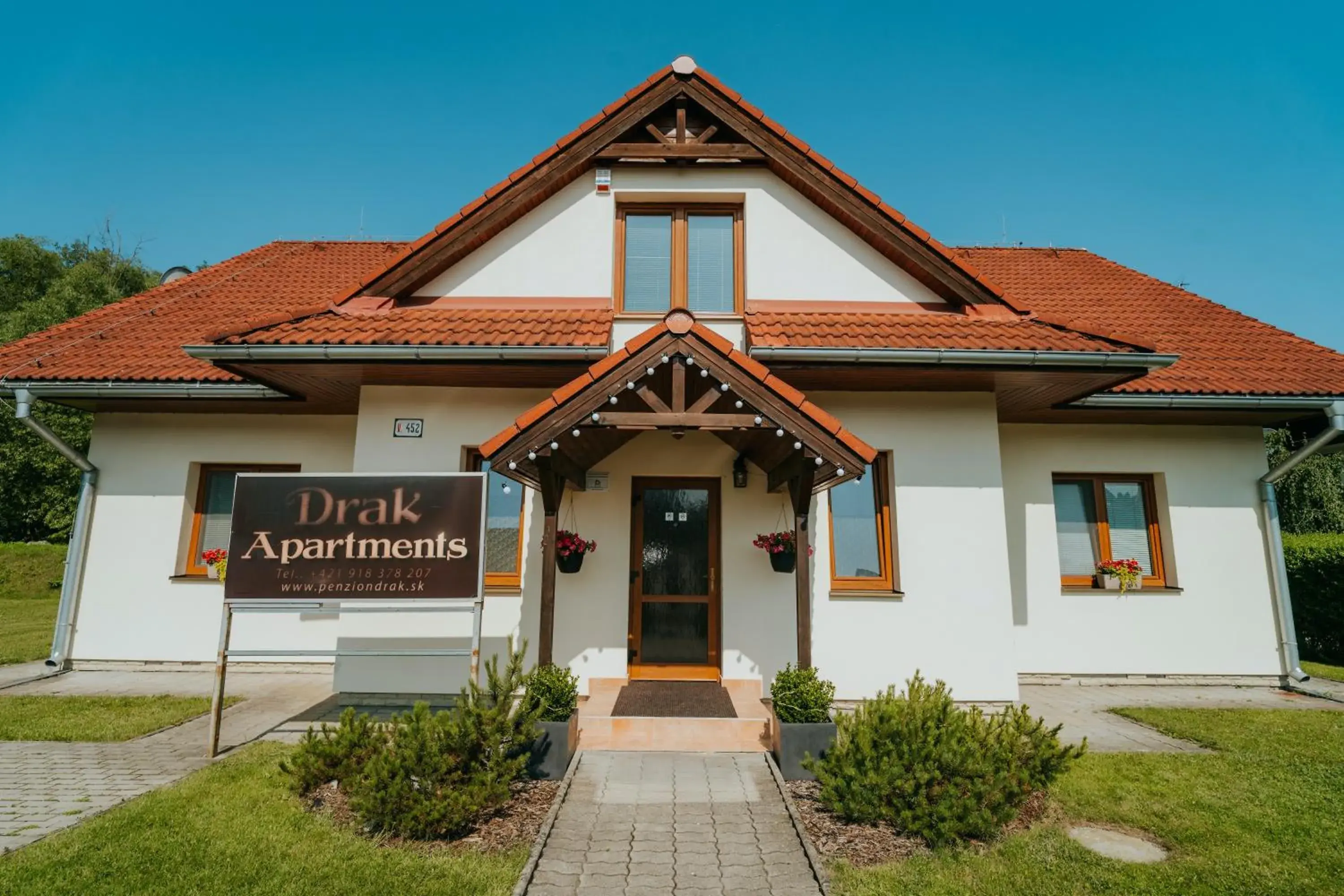 Property building in Penzion Drak Property building in Penzion Drak