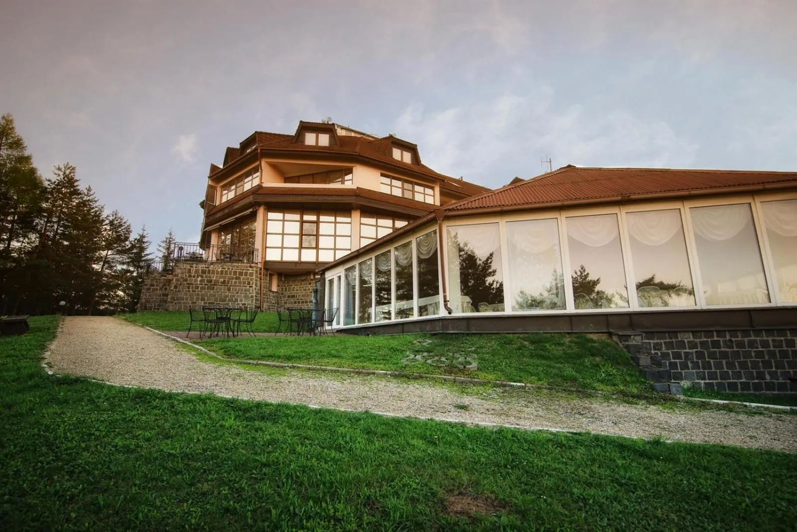 Neighbourhood, Property Building in Bellevue Hotel and Resort