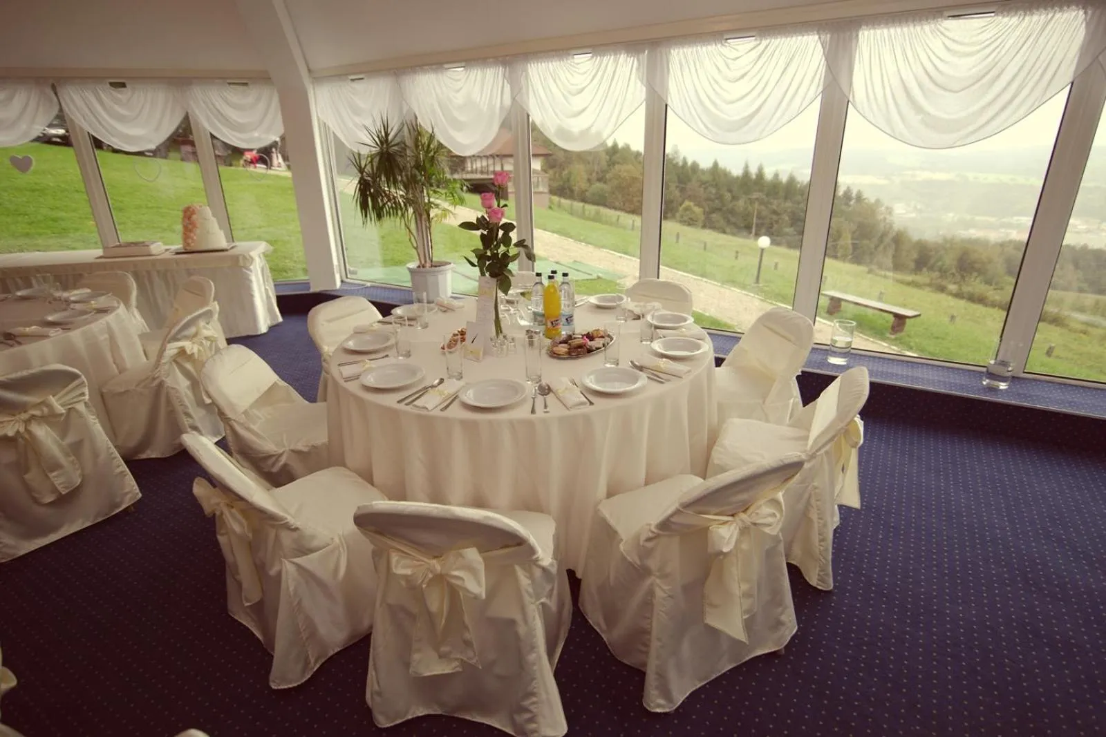 Entertainment, Banquet Facilities in Bellevue Hotel and Resort