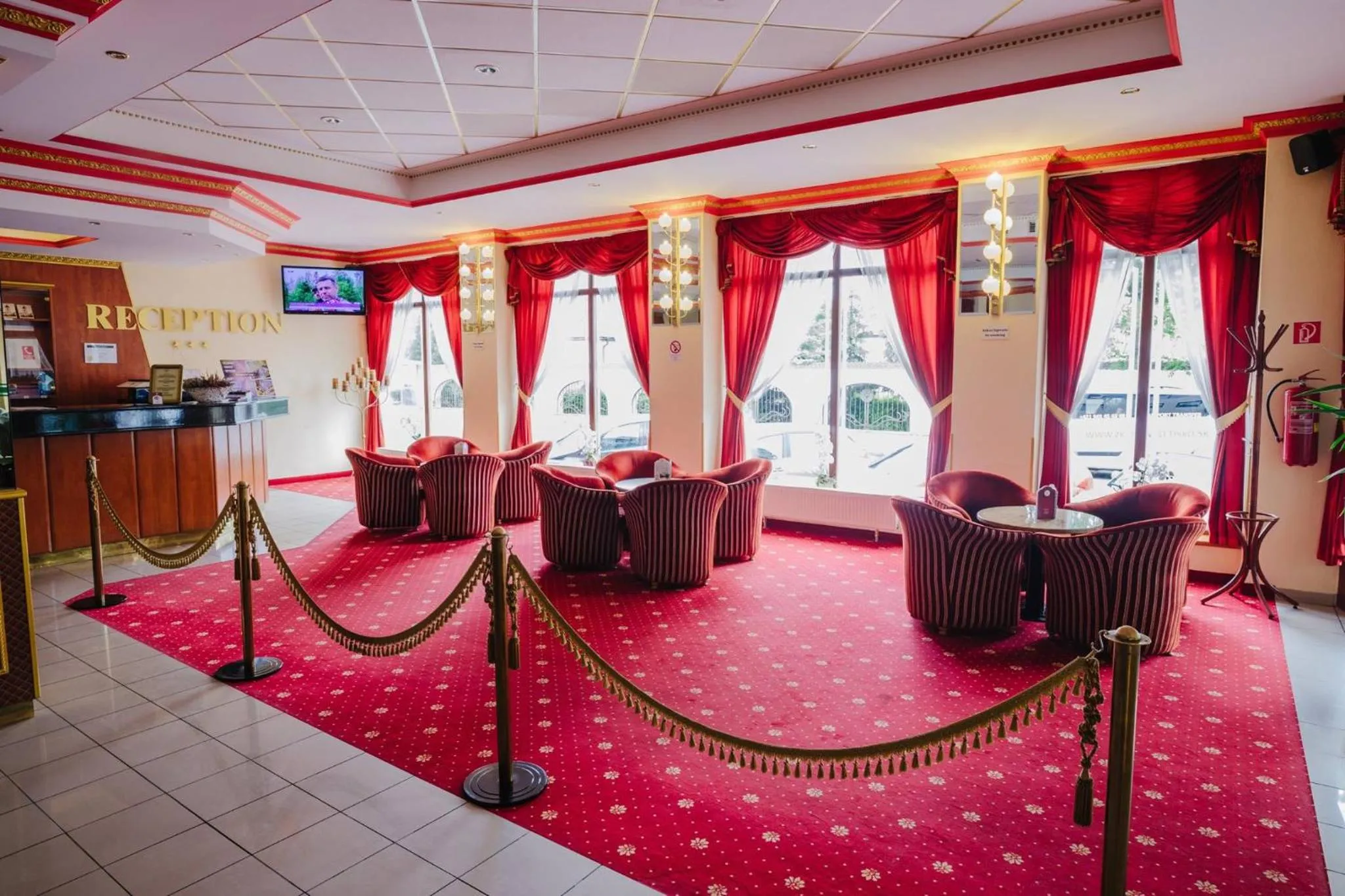 Lobby or reception in Hotel Gloria Palac
