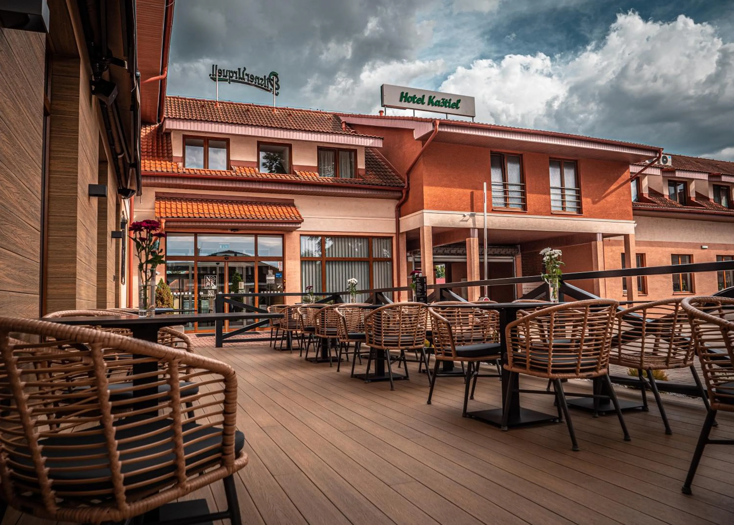 Property building in Hotel Novy Kastiel - Self check-in