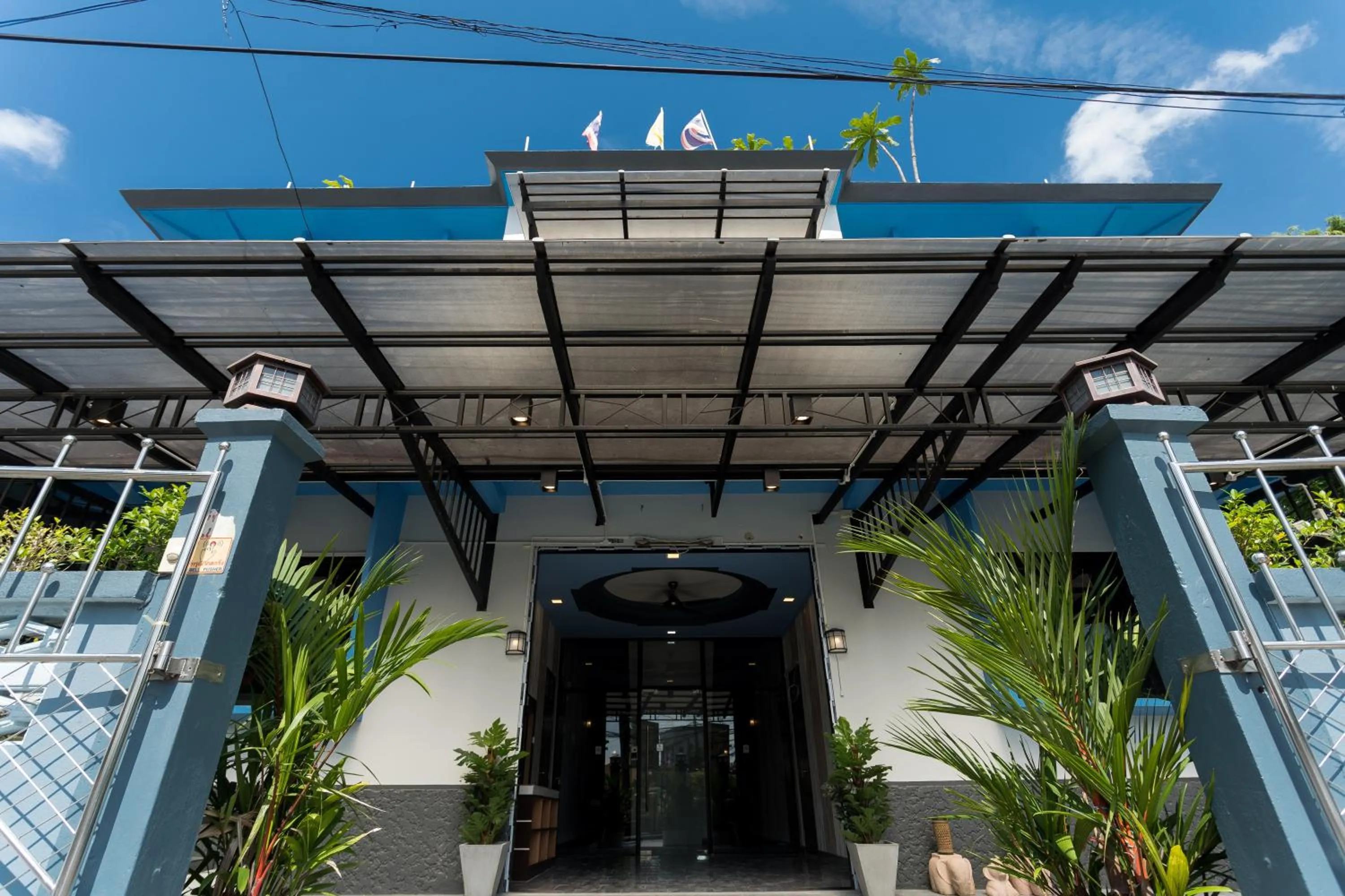 Property building in Udomsuk Hotel