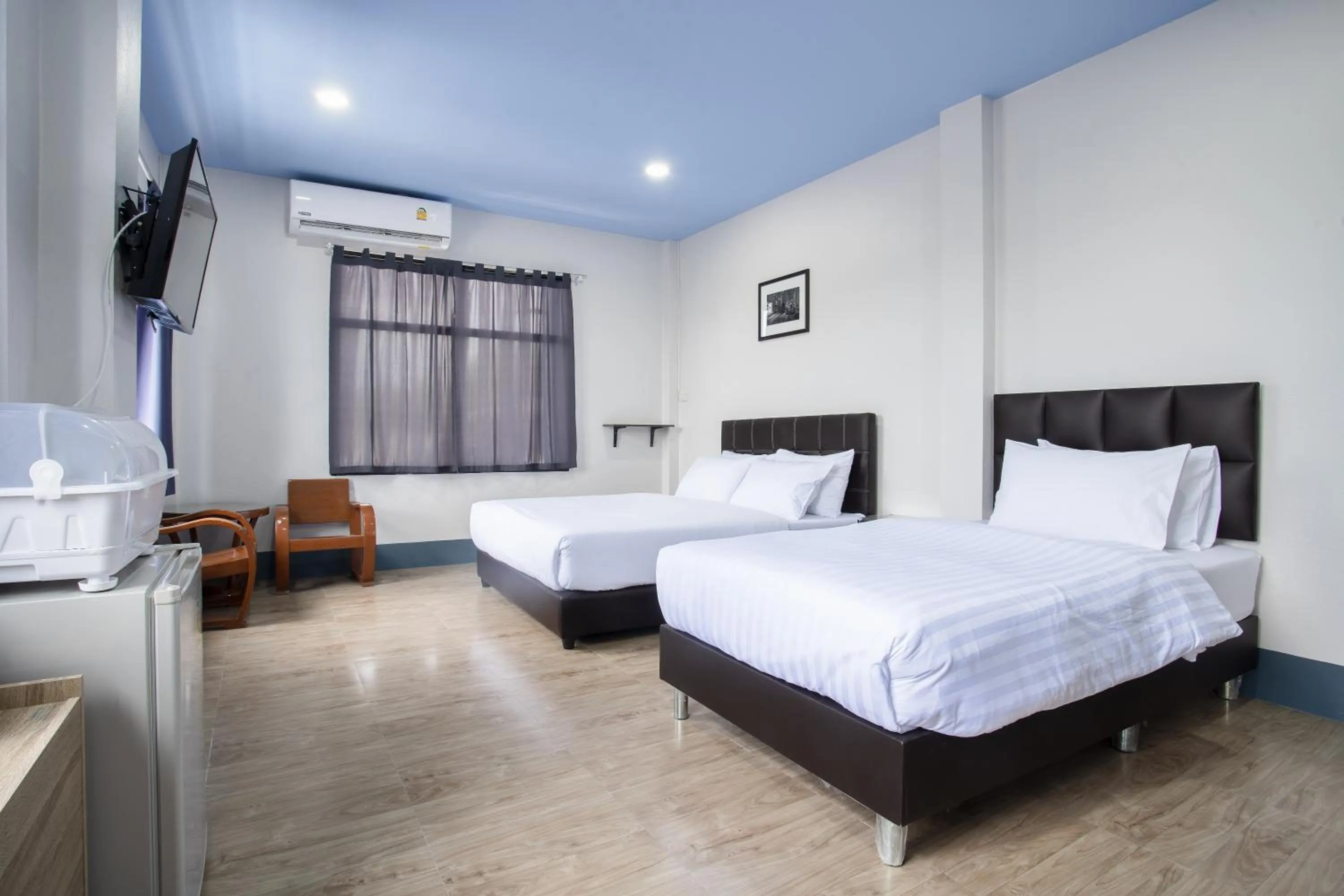 Photo of the whole room, Bed in Udomsuk Hotel