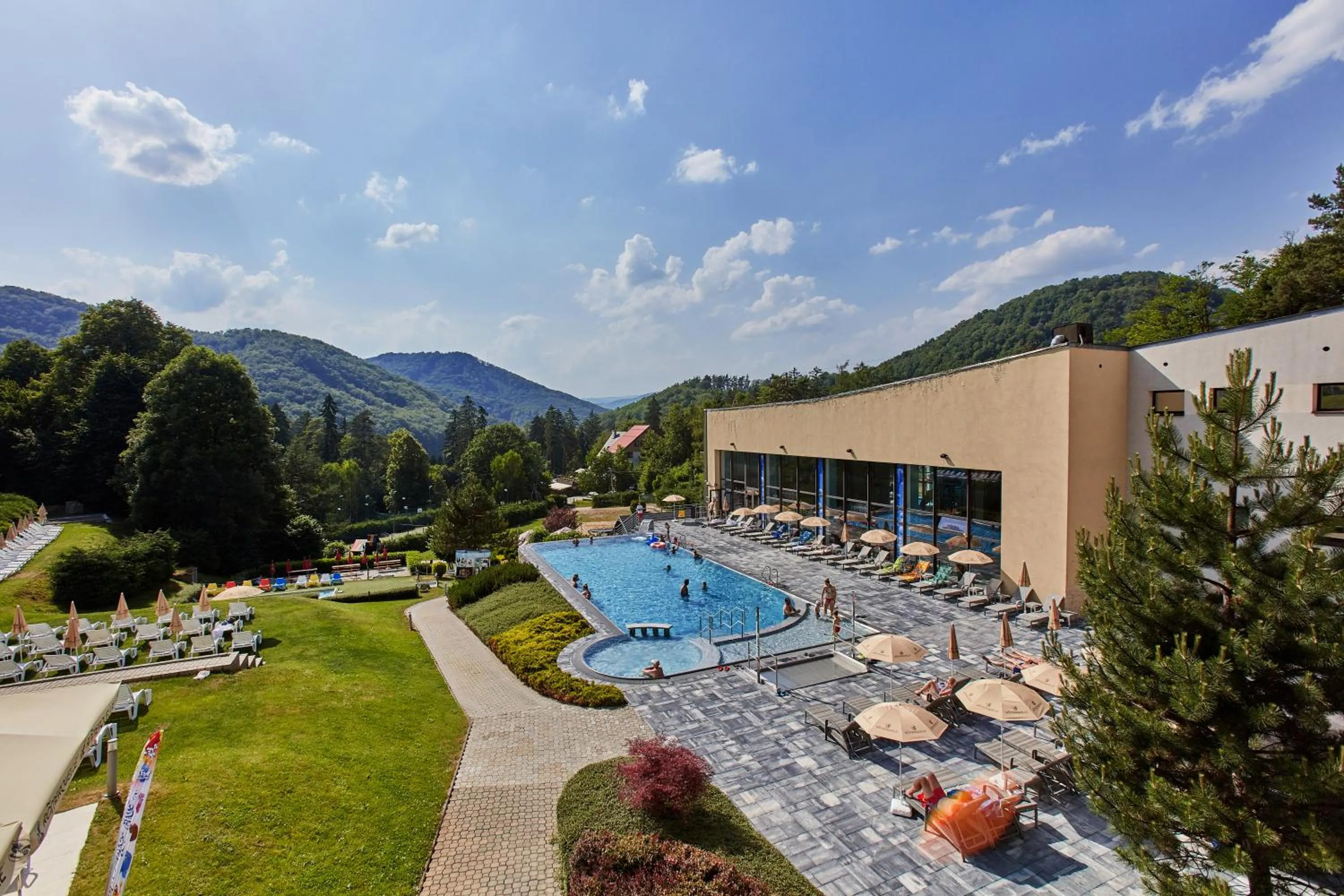 Hotel Sitno Forest Resort - Family friendly