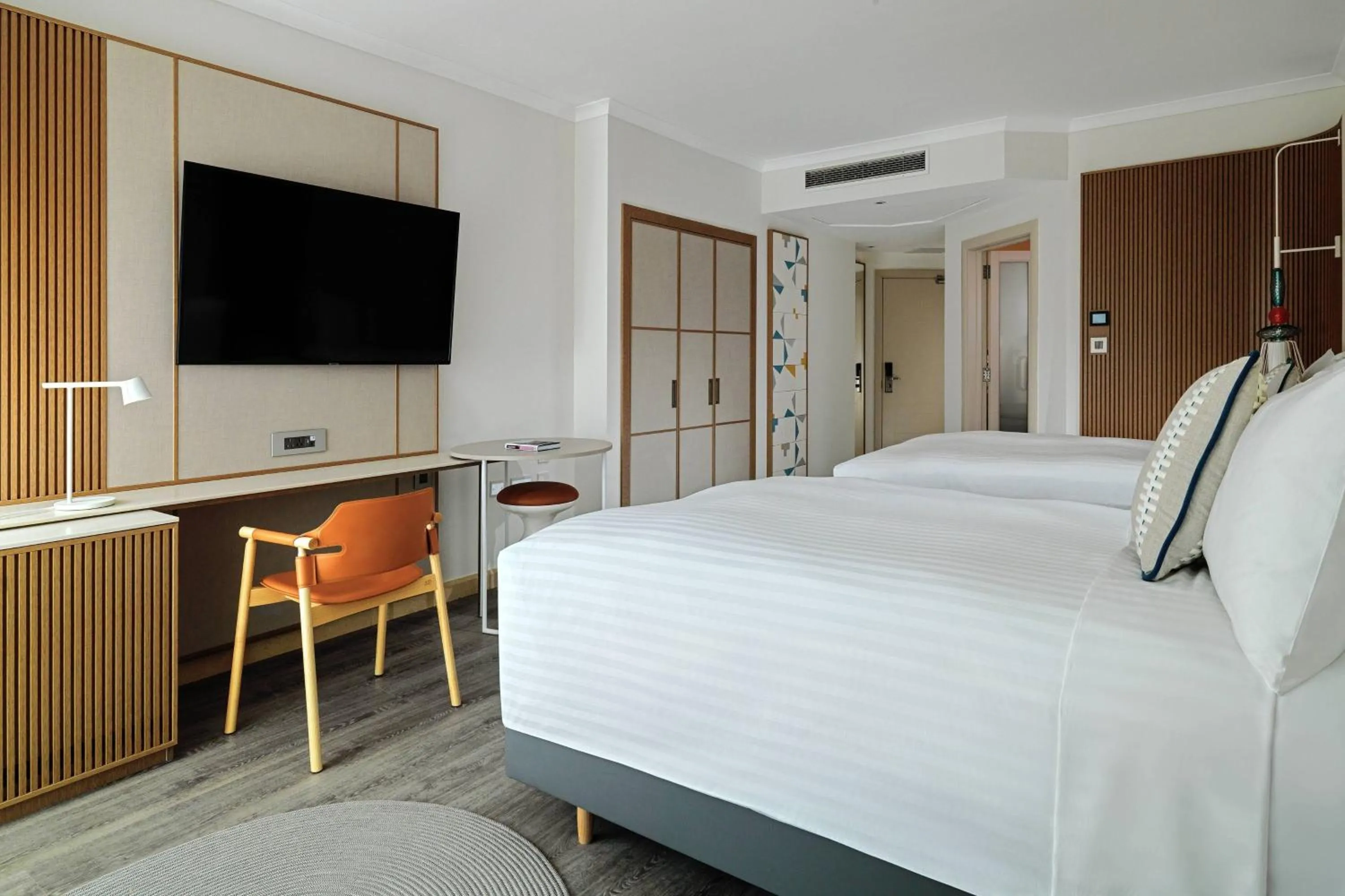 Photo of the whole room, Bed in Malta Marriott Resort & Spa