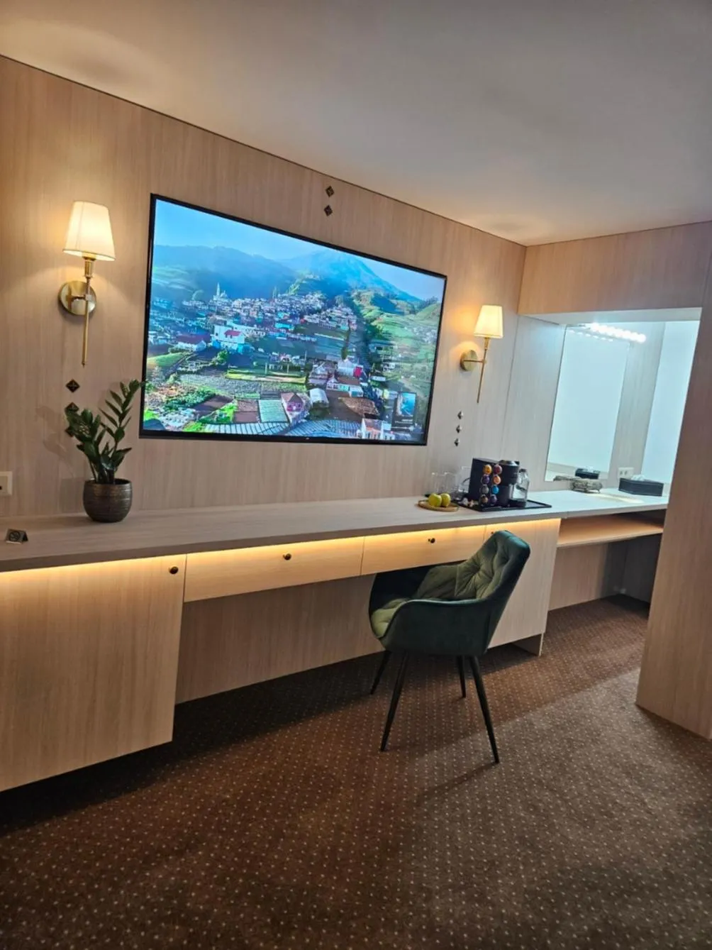 TV and multimedia in Penzión Wellness & Restaurant Zoborská, free parking