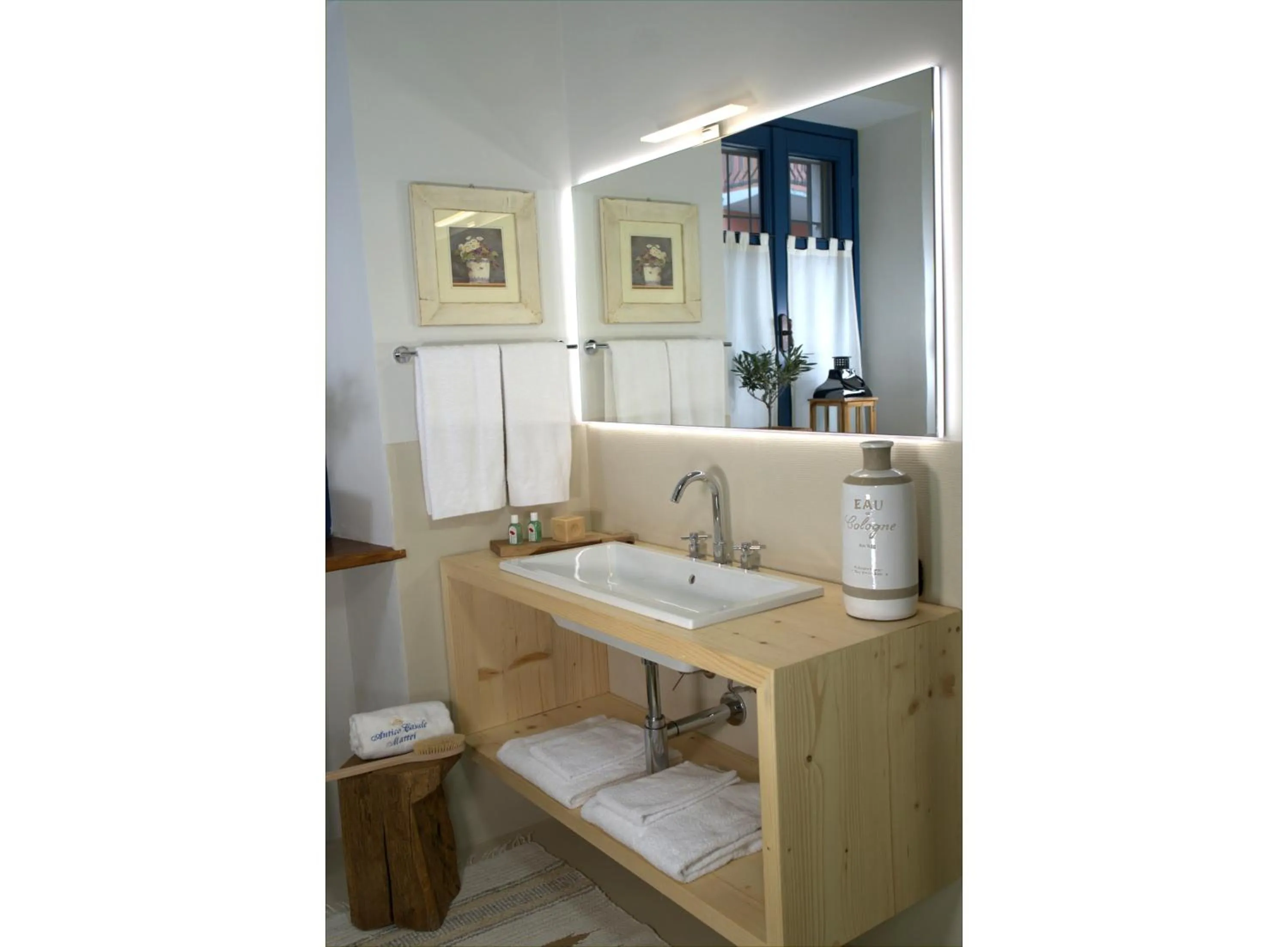 Bathroom in Antico Casale Mattei - Adult only