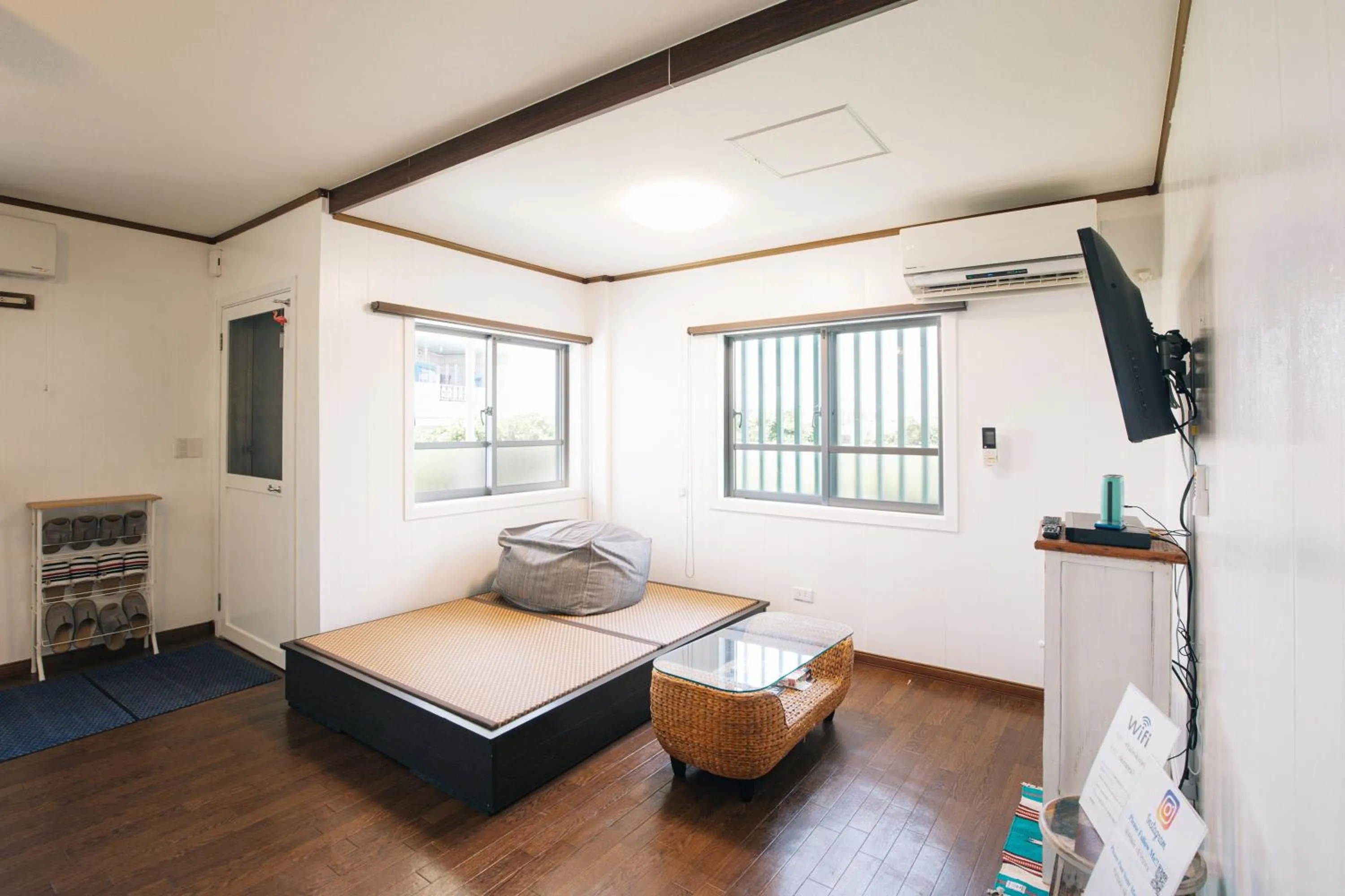 TV and multimedia, Bed in Whale Okinawa