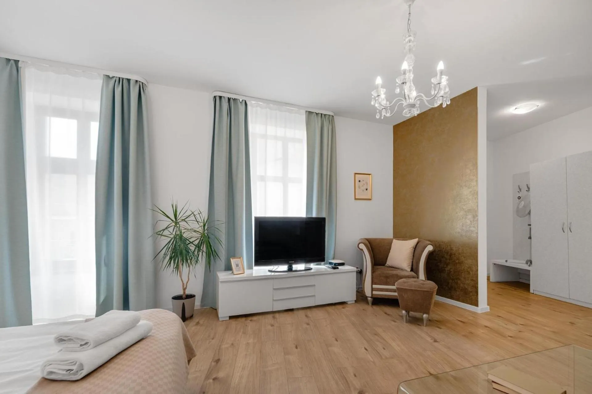 TV and multimedia in Garni Hotel VIRGO