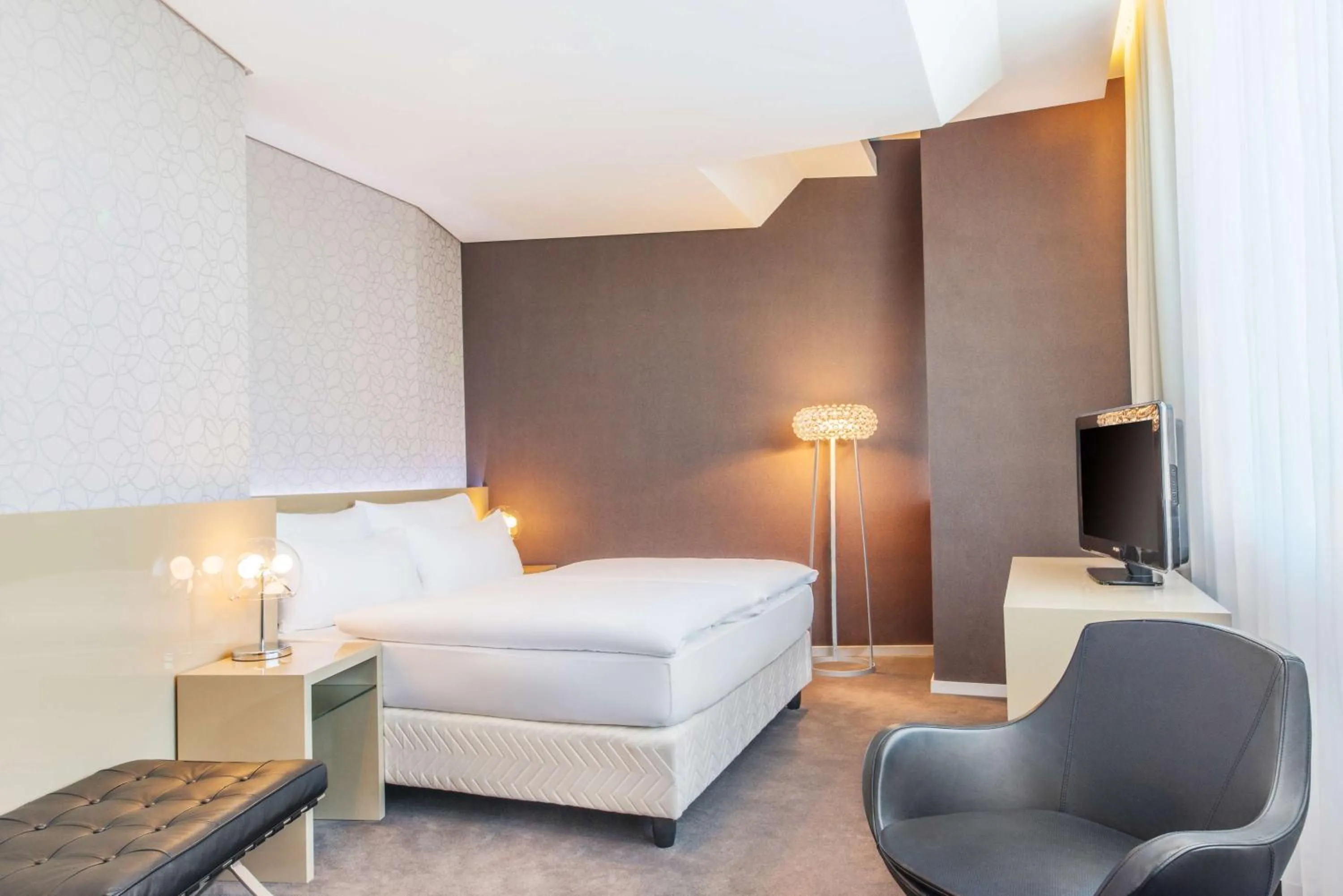 Photo of the whole room, Bed in NH Bratislava Gate One