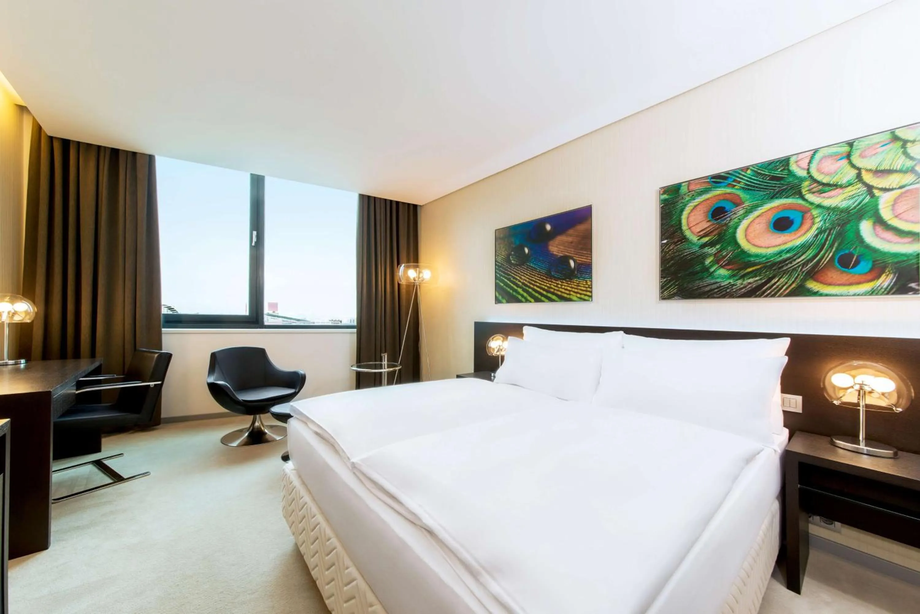 Photo of the whole room, Bed in NH Bratislava Gate One