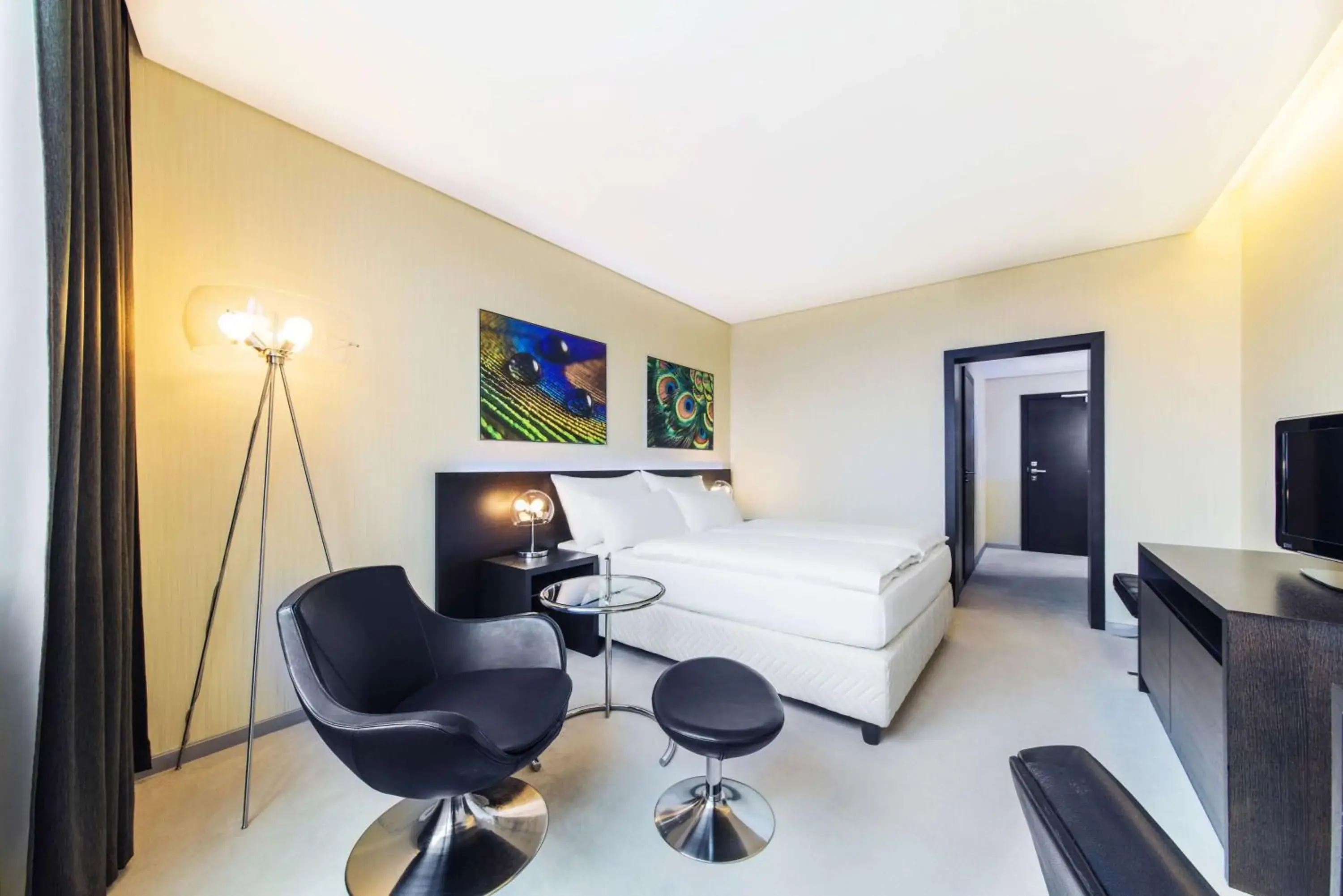 Standard Double or Twin Room with Extra bed (2 Adults + 1 Child) in NH Bratislava Gate One Standard Double or Twin Room with Extra bed (2 Adults + 1 Child) in NH Bratislava Gate One