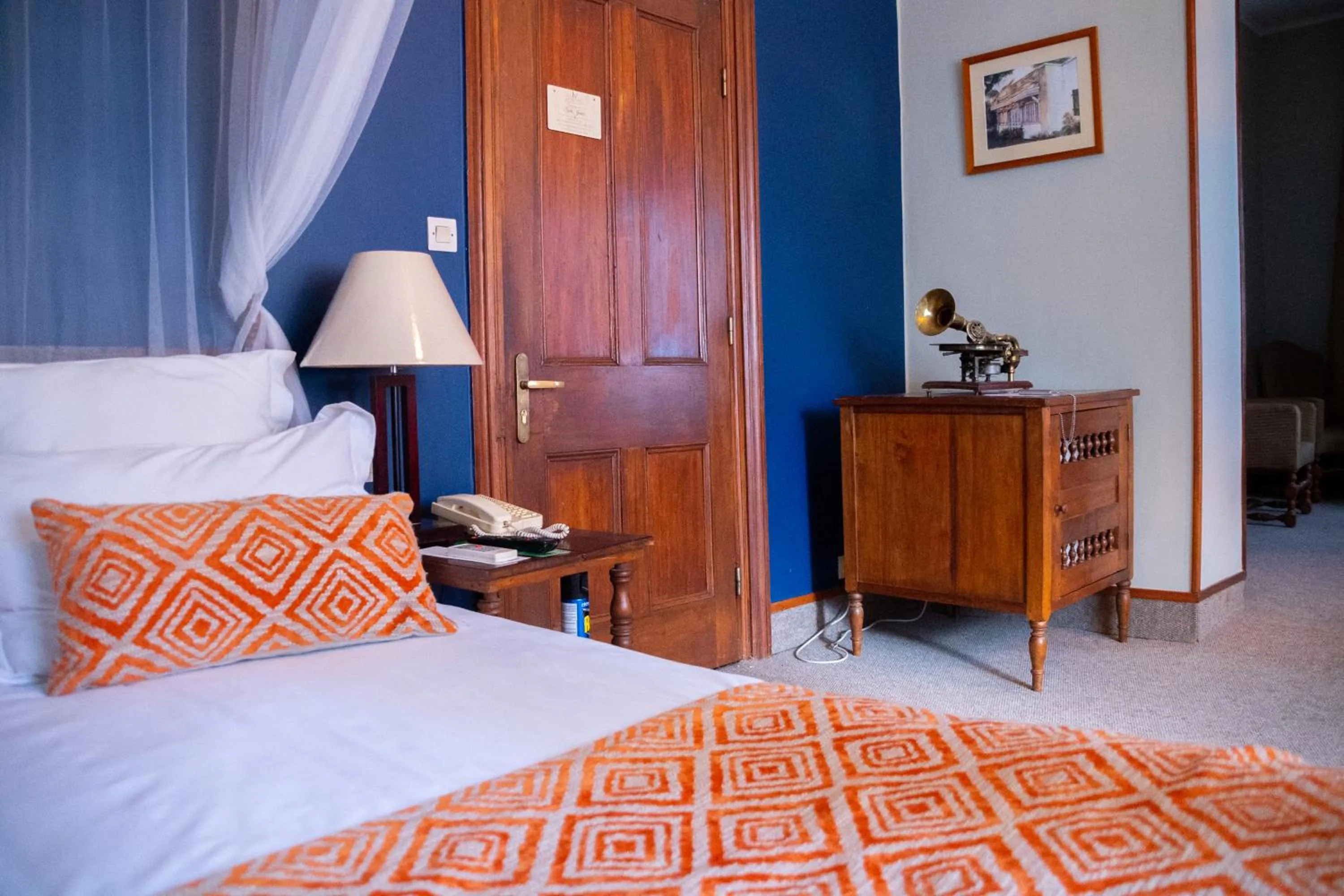 Property building, Bed in La Varangue