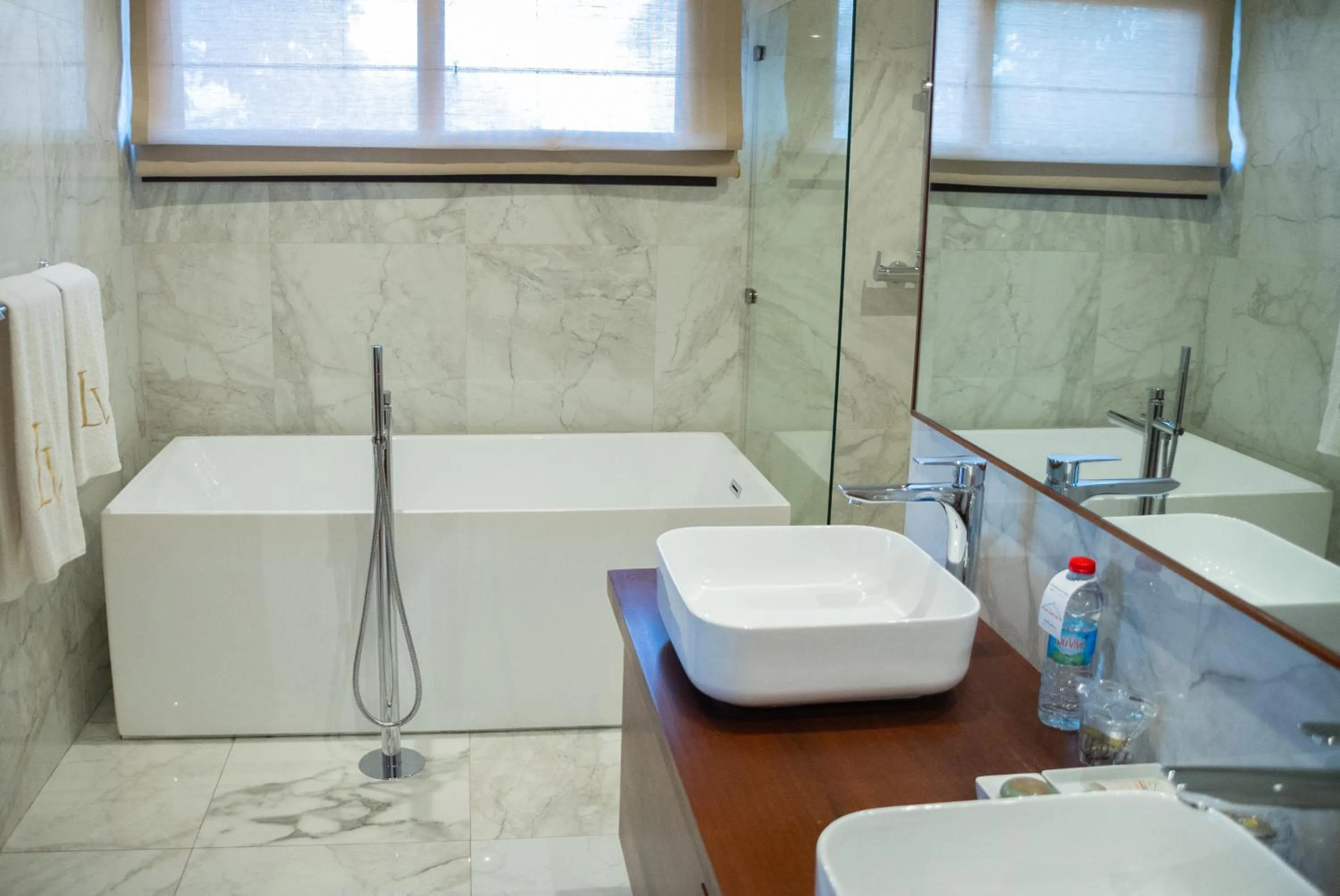 Bathroom in La Varangue