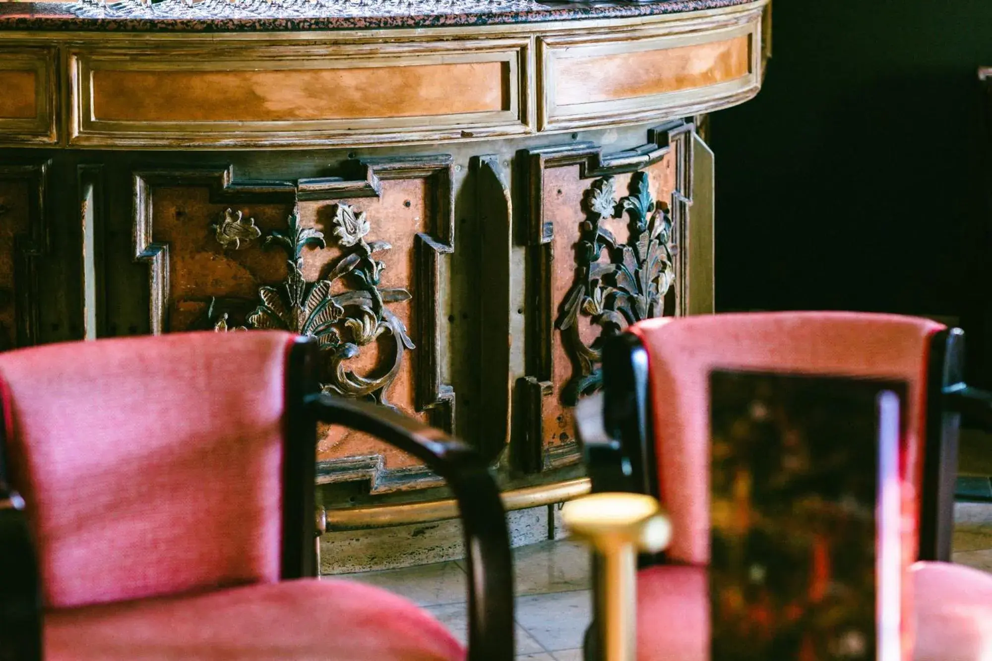 Lounge or bar in The Phoenicia Malta - The Leading Hotels of the World Lounge or bar in The Phoenicia Malta - The Leading Hotels of the World