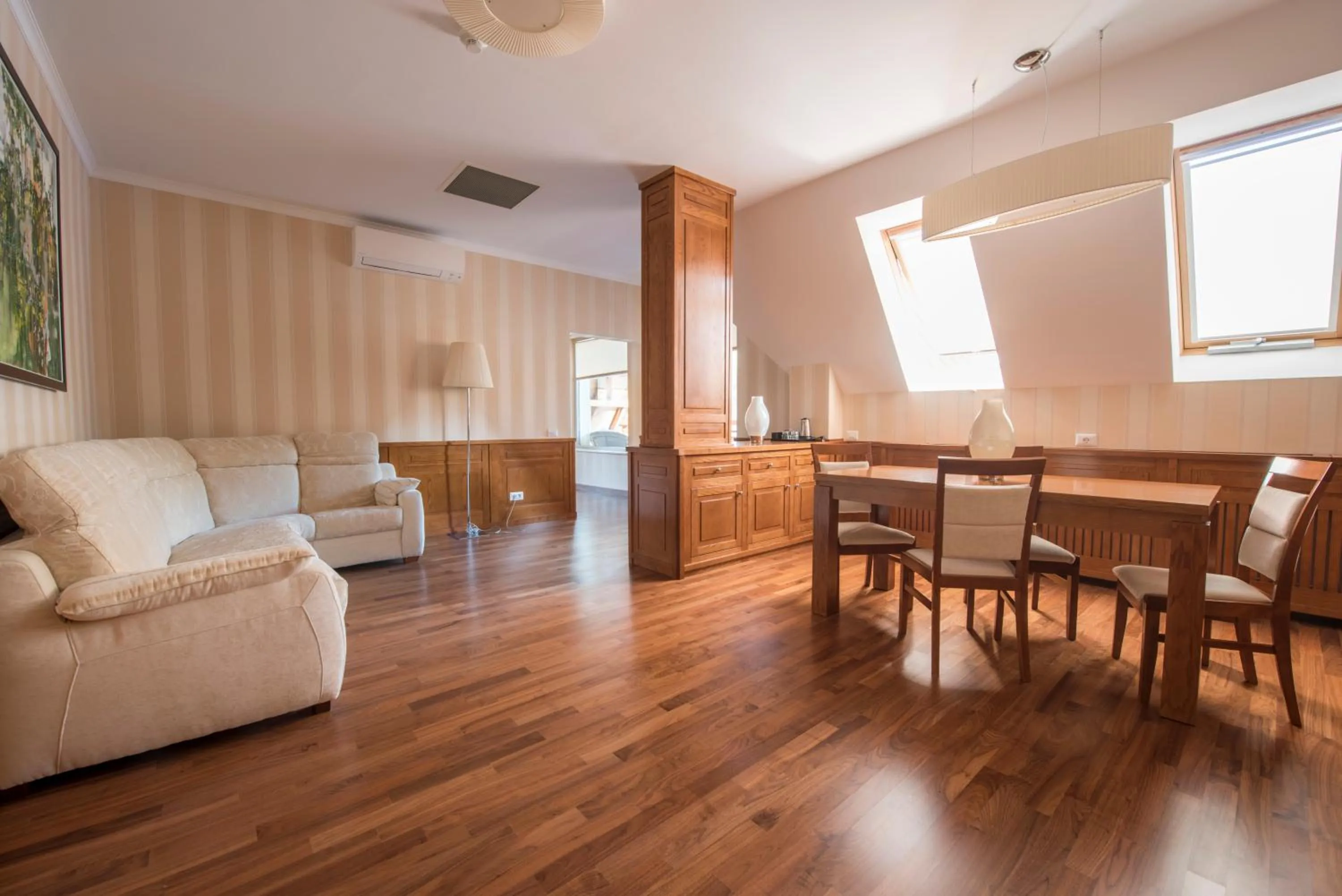 Living room in Hotel TTS**** Spa&Wellness Covasna