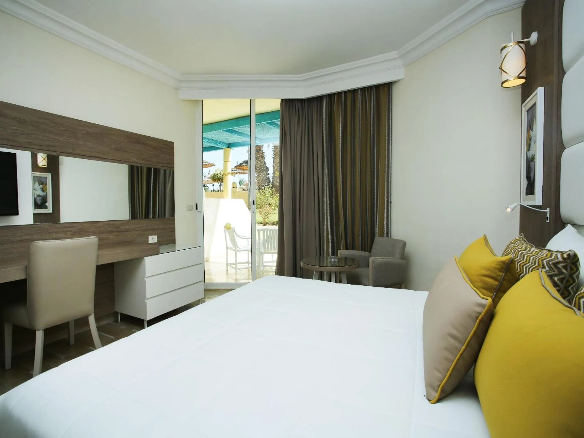 Bedroom, Bed in Sentido Bellevue Park