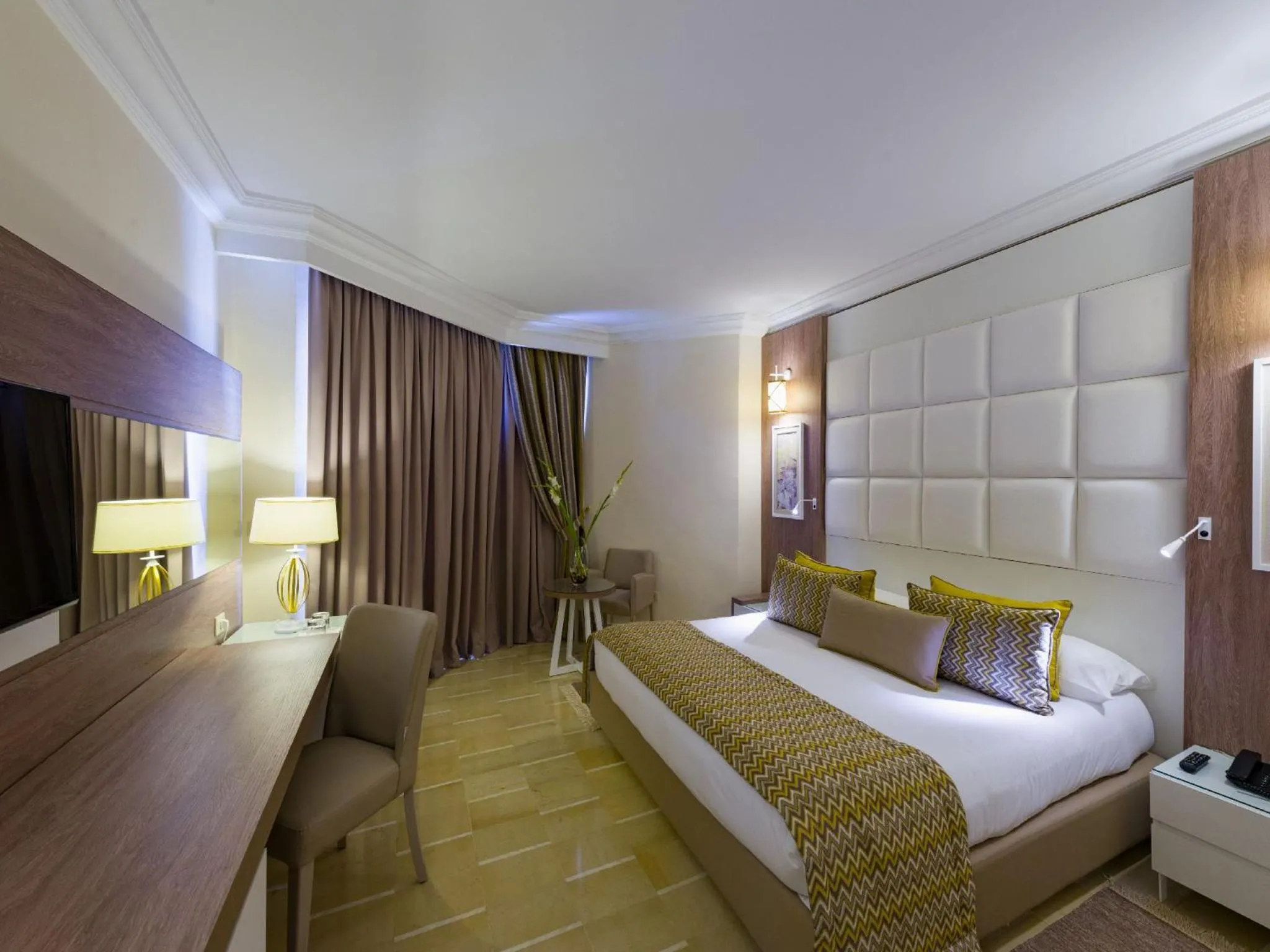 Bedroom, Bed in Sentido Bellevue Park