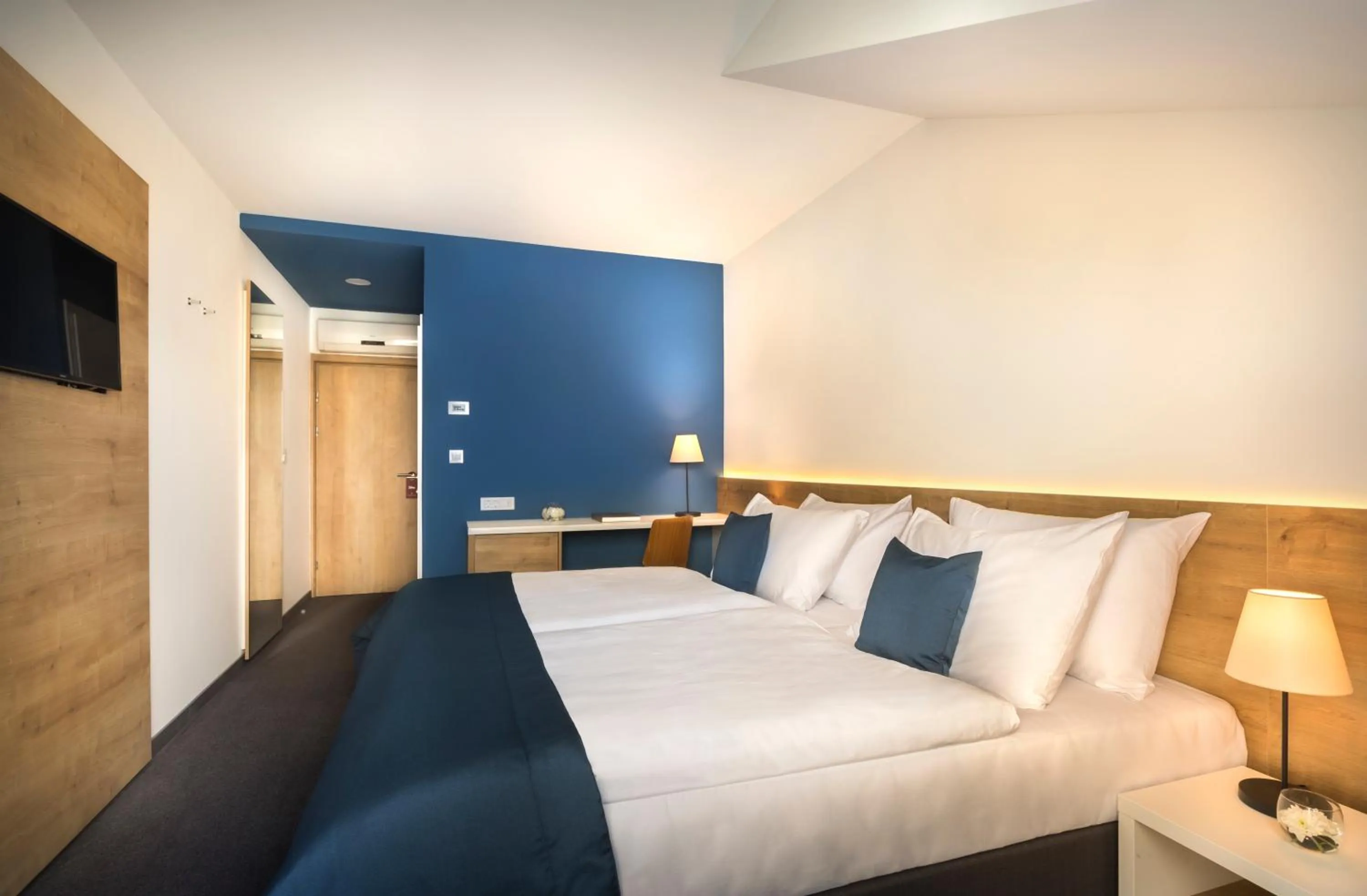 Bed in Remisens Hotel Epidaurus-All inclusive