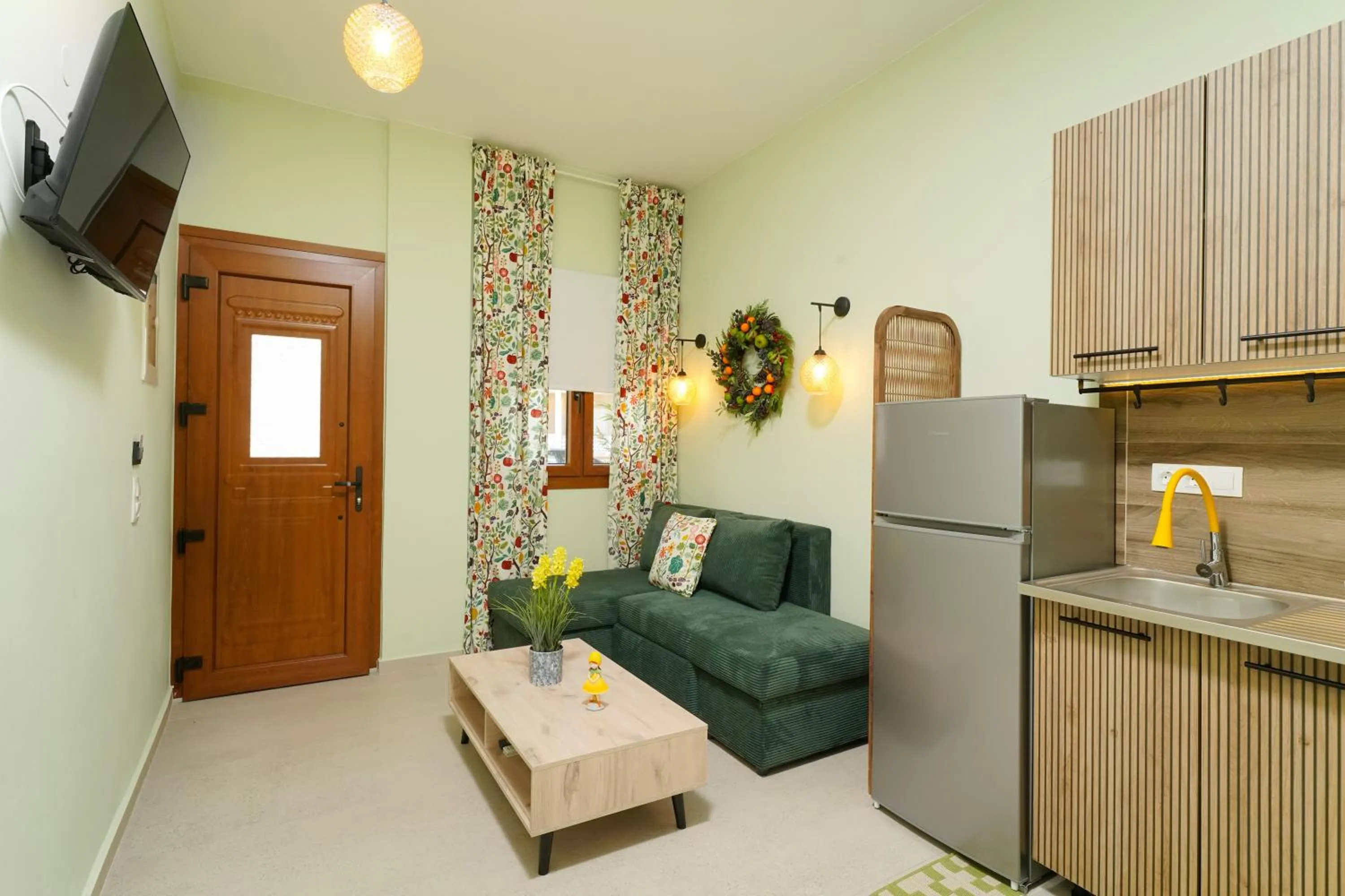 Villa Anthelion