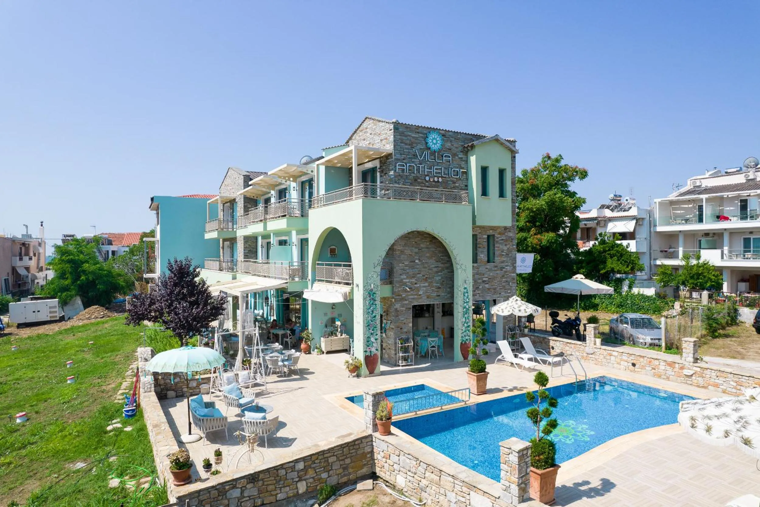 Property building in Villa Anthelion