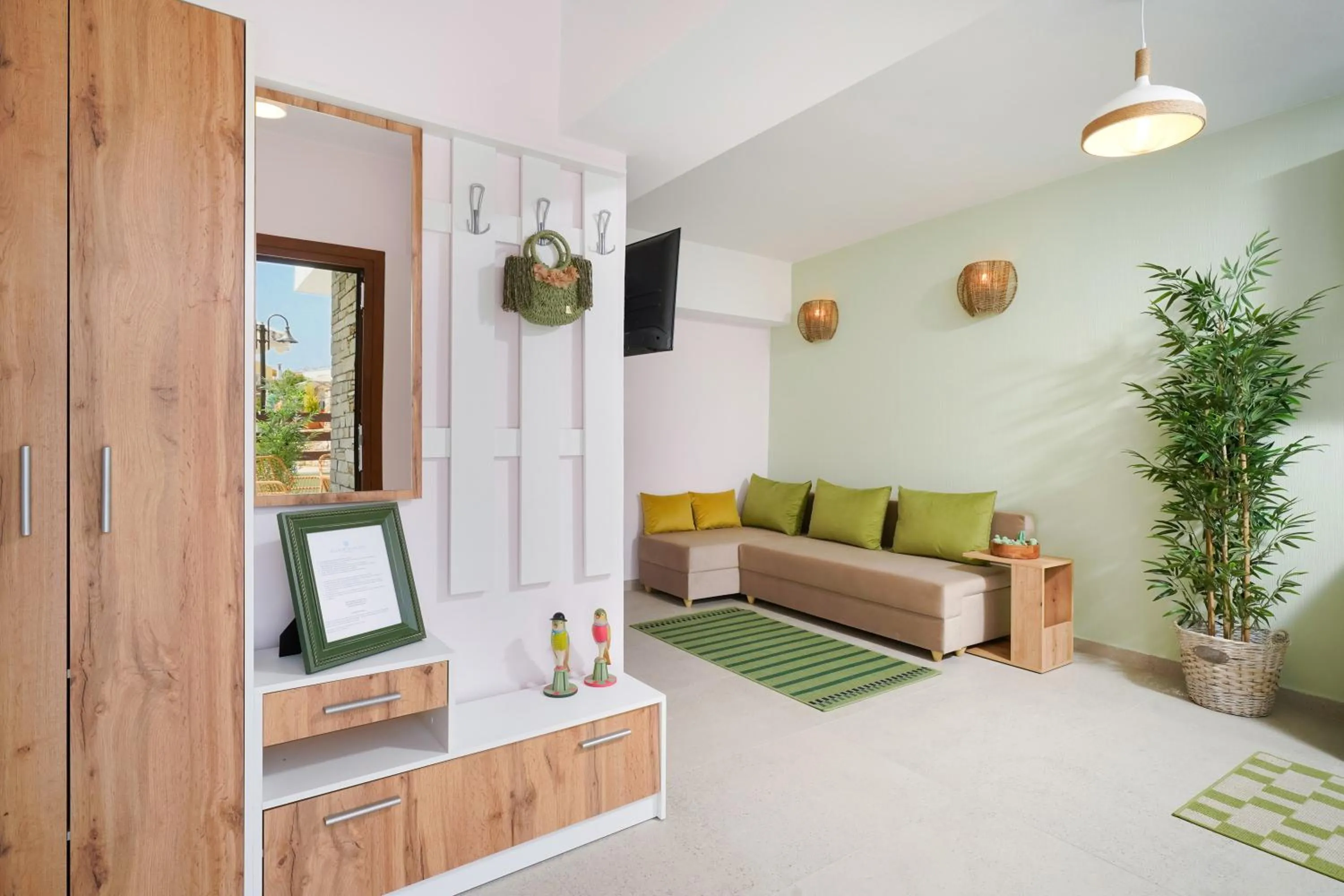 Villa Anthelion
