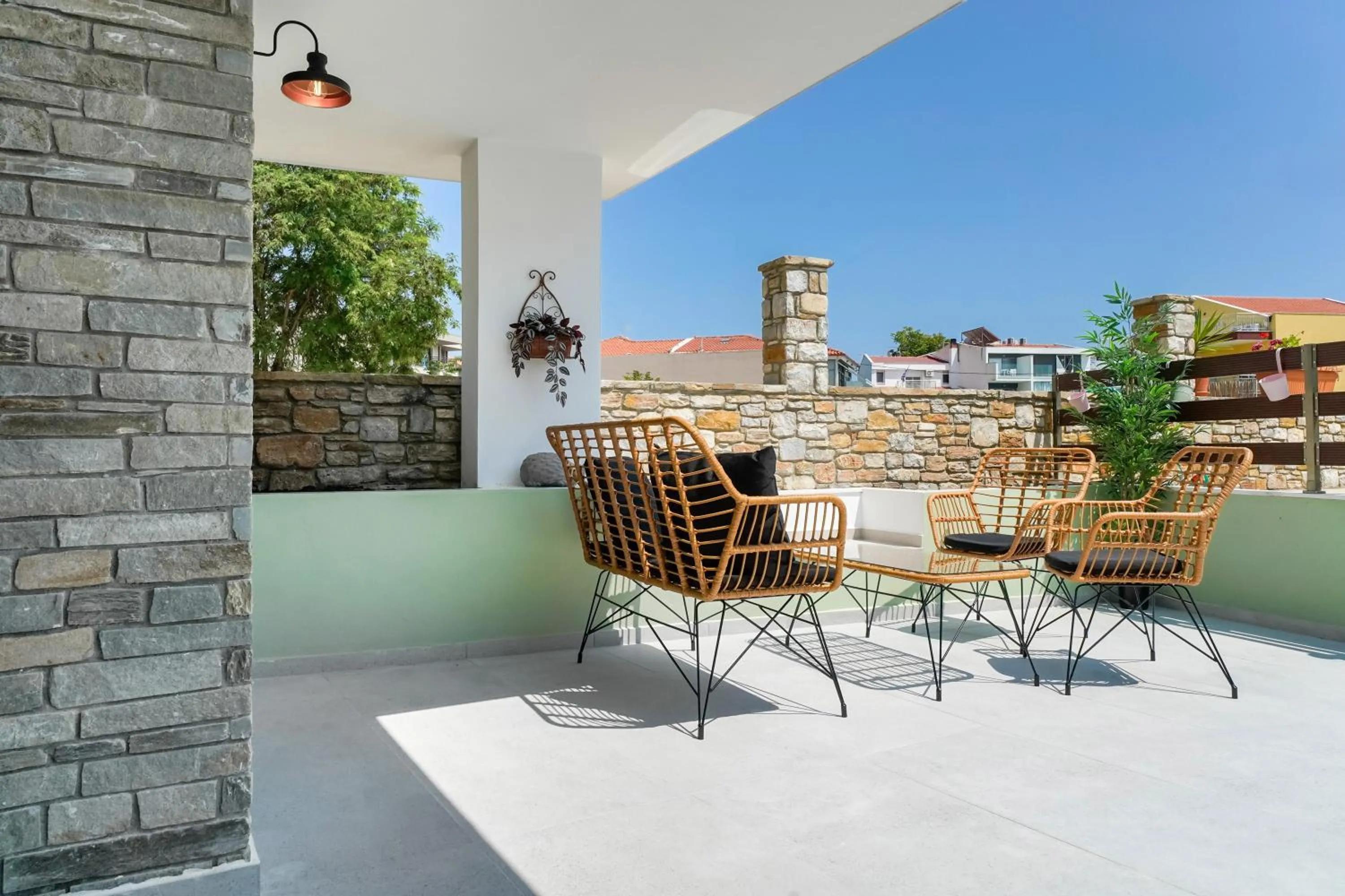 Villa Anthelion