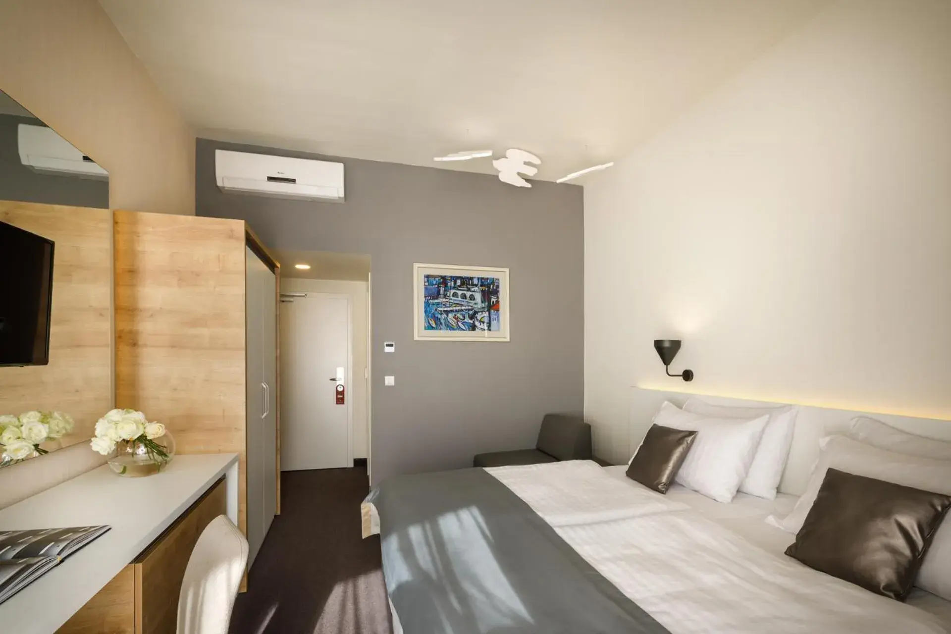 Bed in Remisens Hotel Albatros-All inclusive Bed in Remisens Hotel Albatros-All inclusive