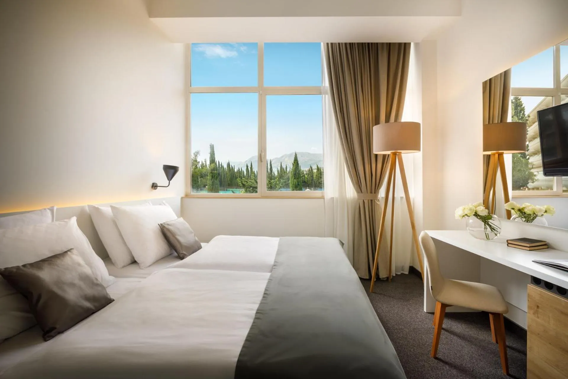 Bed in Remisens Hotel Albatros-All inclusive