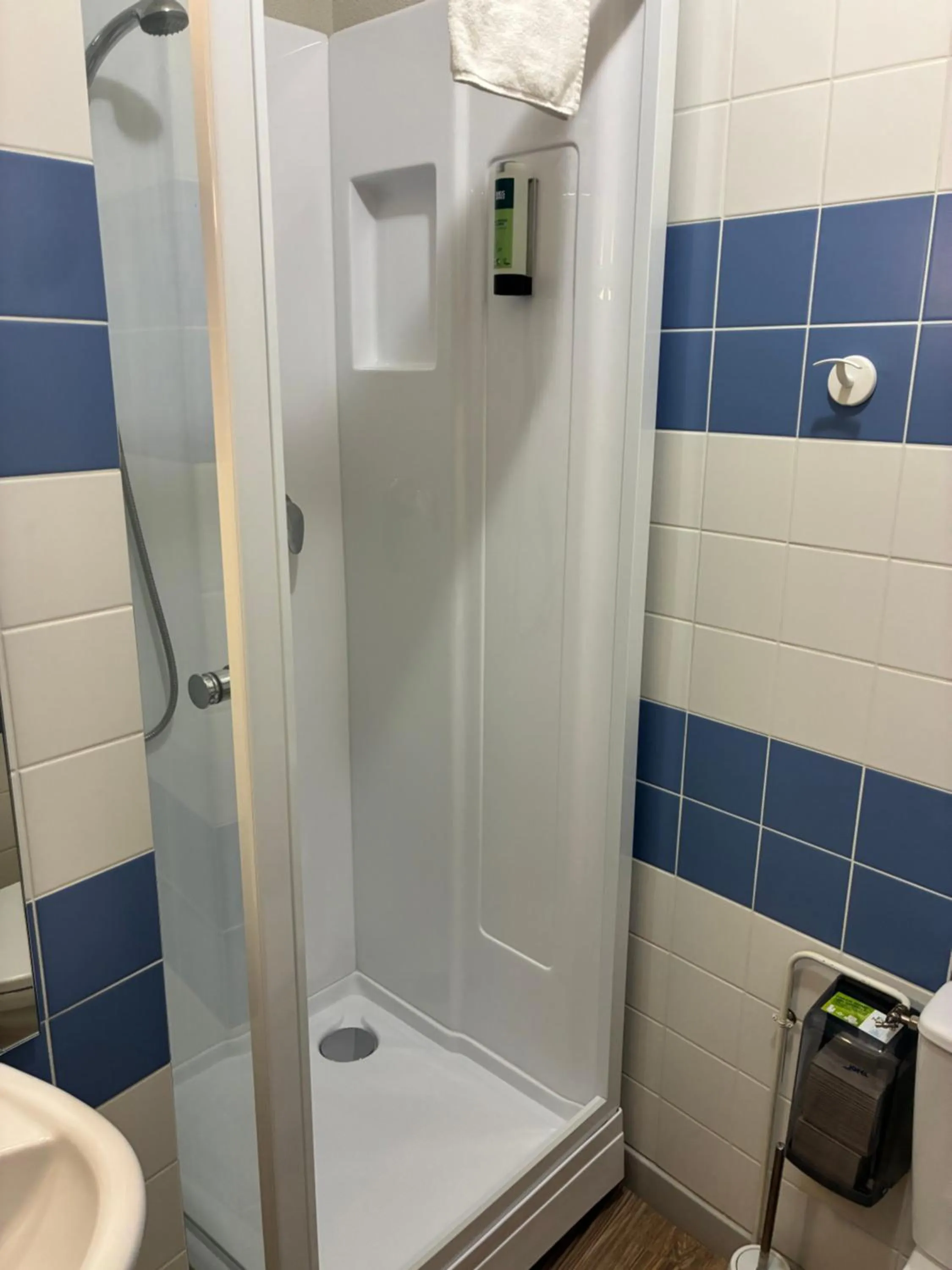 Logis Hôtel du Commerce