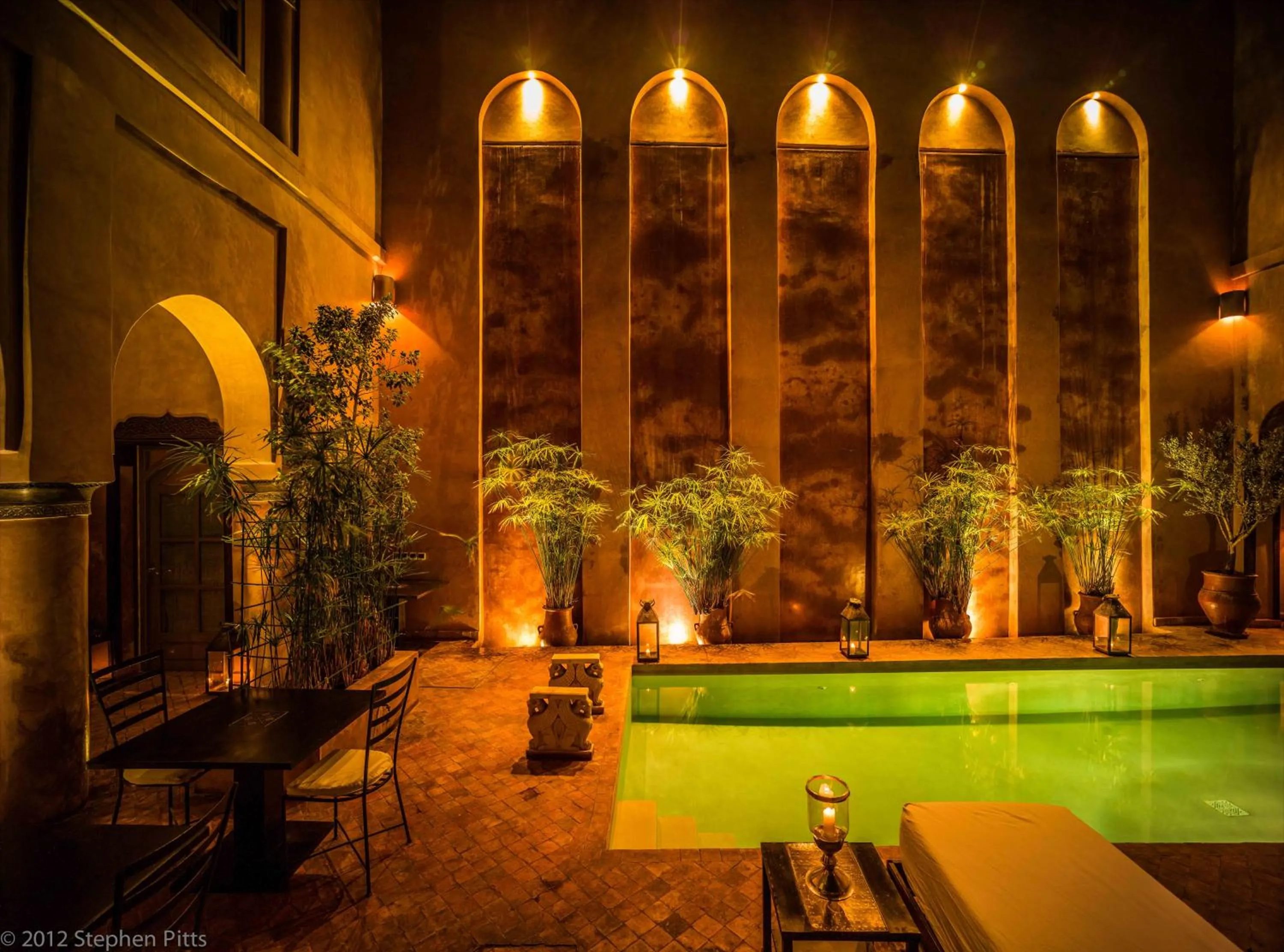 Swimming pool in Riad Noir d'Ivoire