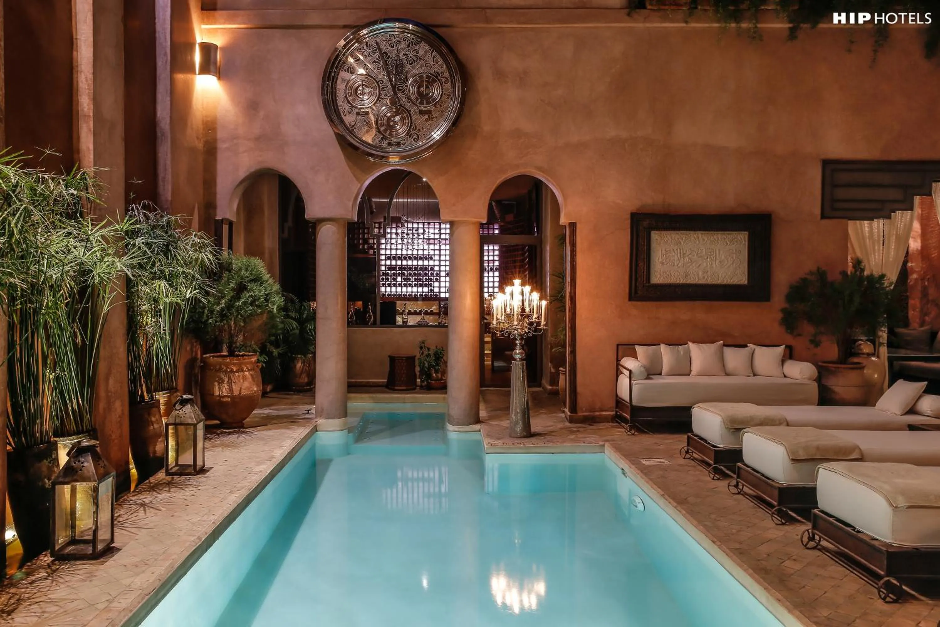 Swimming pool in Riad Noir d'Ivoire