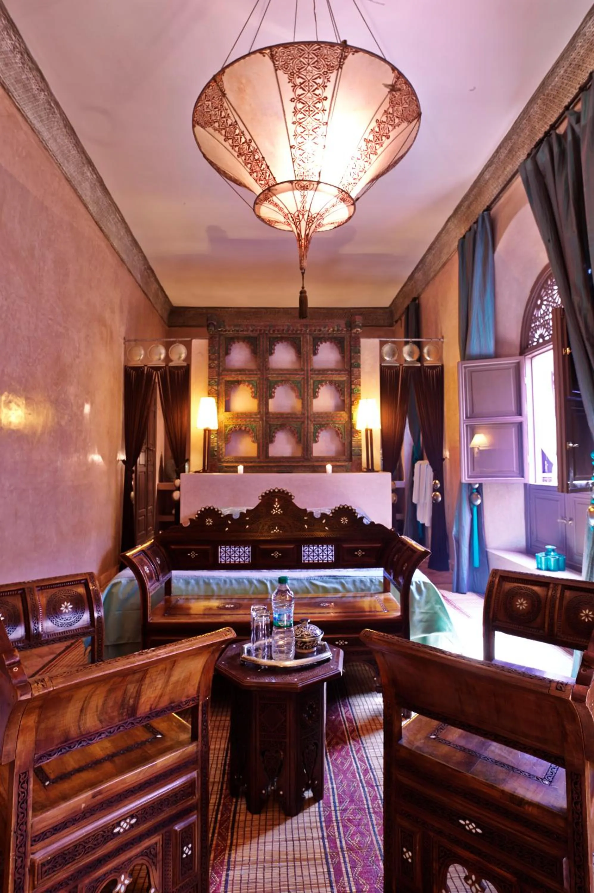 Photo of the whole room in Riad Noir d'Ivoire