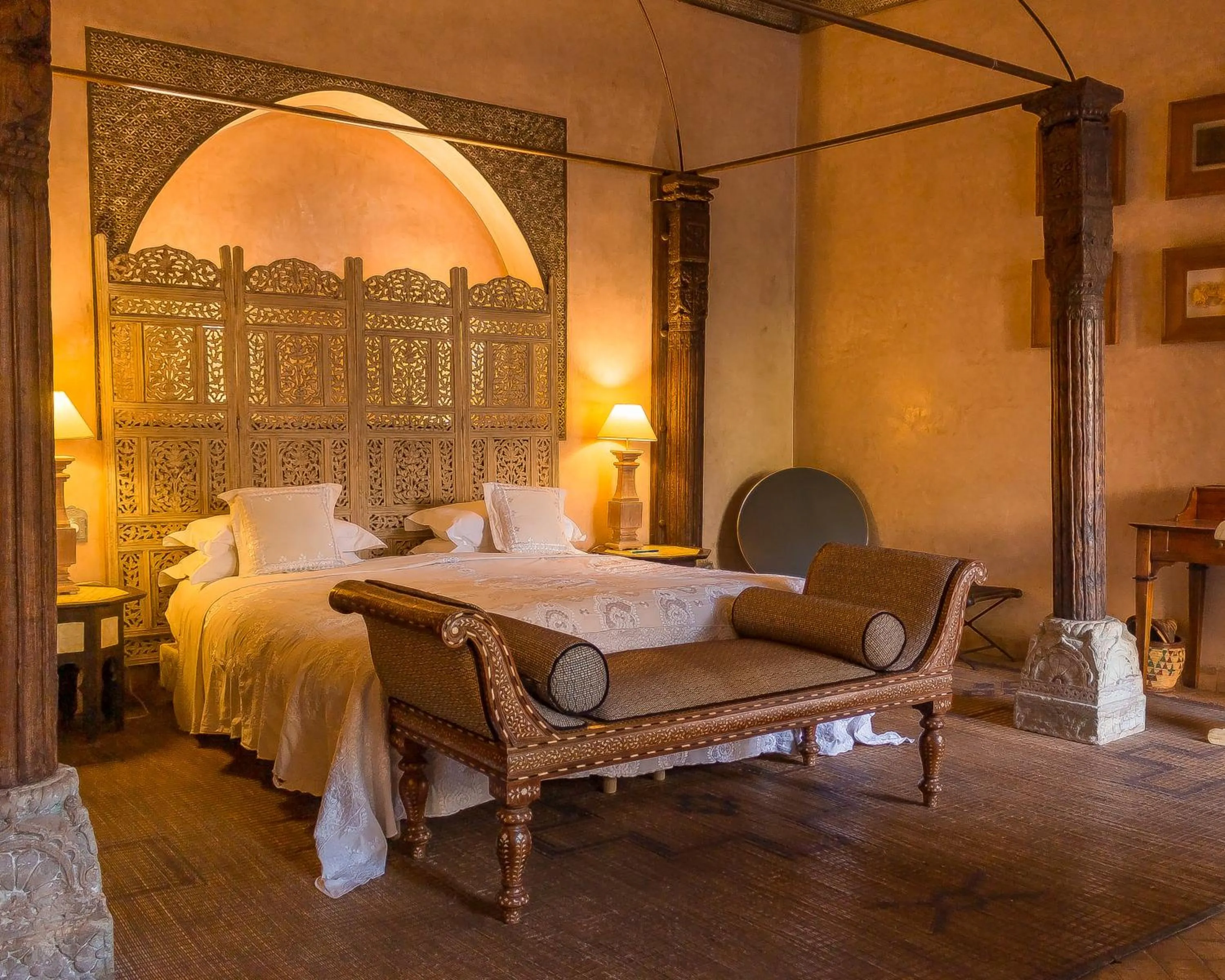 Bed in Riad Noir d'Ivoire