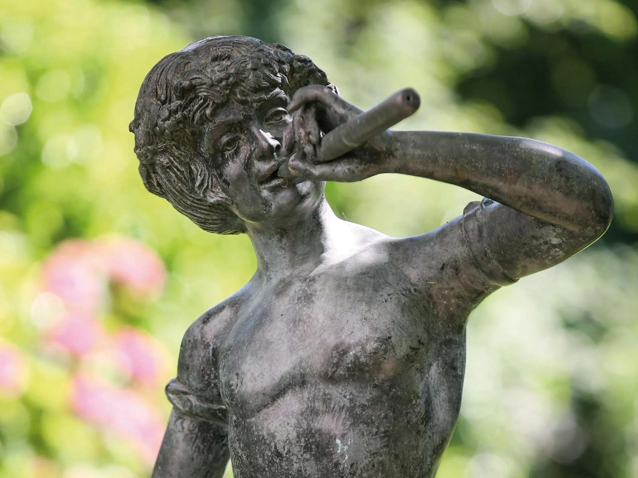 Decorative detail in Hotel Villa Caldera