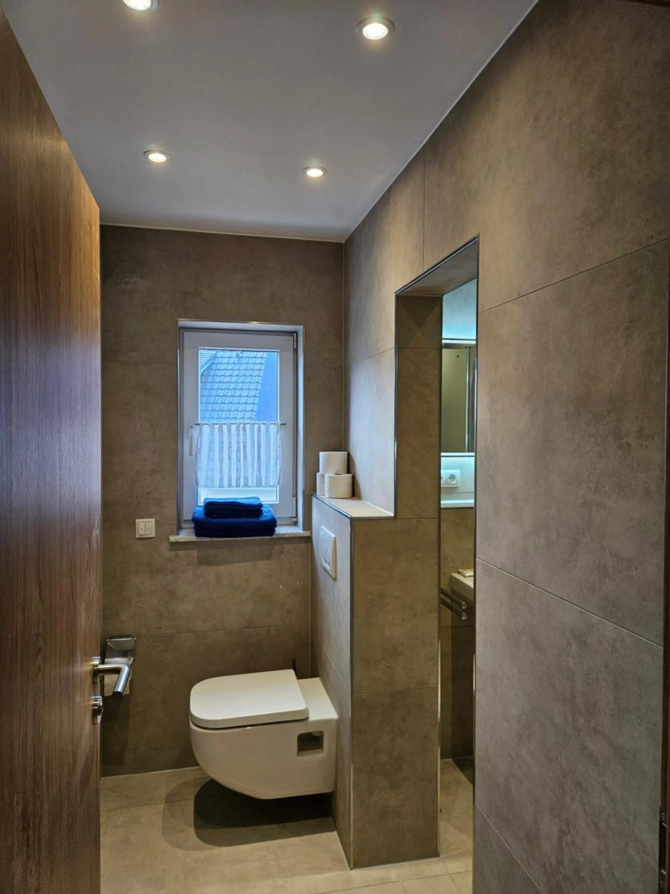 Toilet in Gästehaus Rana